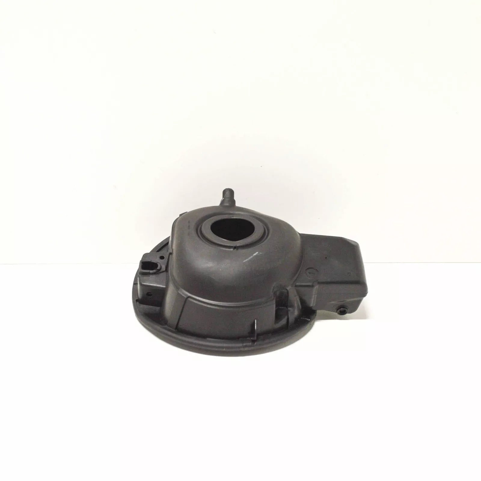 NEW VOLKSWAGEN GOLF MK6 GTI FUEL FILLER DOOR 5K6809857CGRU ORIGINAL