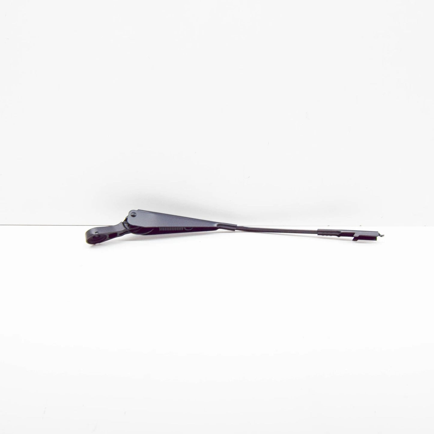 NEW MB VITO W447 REAR TRUNK WINDOW RIGHT WIPER BLADE ARM A0018207544 ORIGINAL