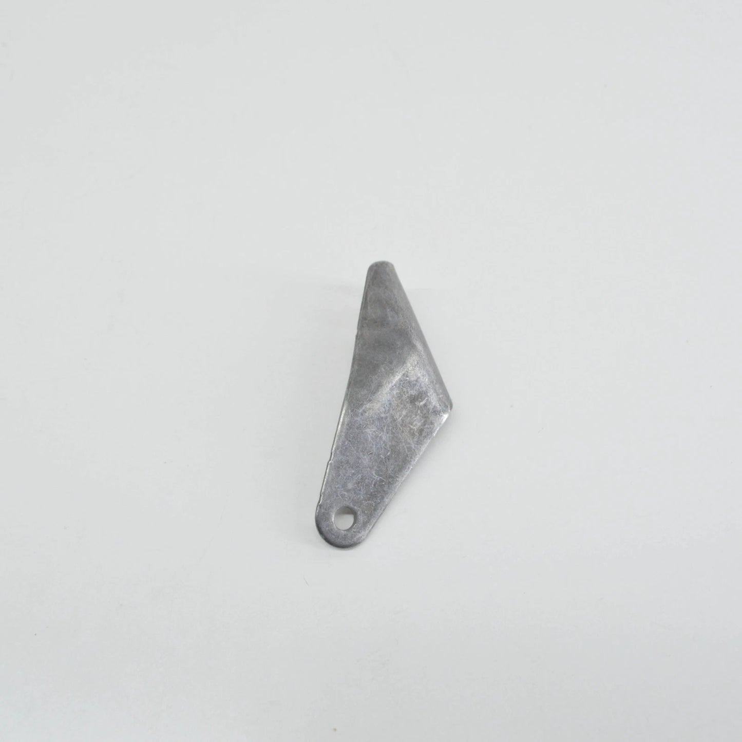 NEW MB SPRINTER W906 EXHAUST GAS TURBO TO ALTERNATOR BRACKET A6510963040