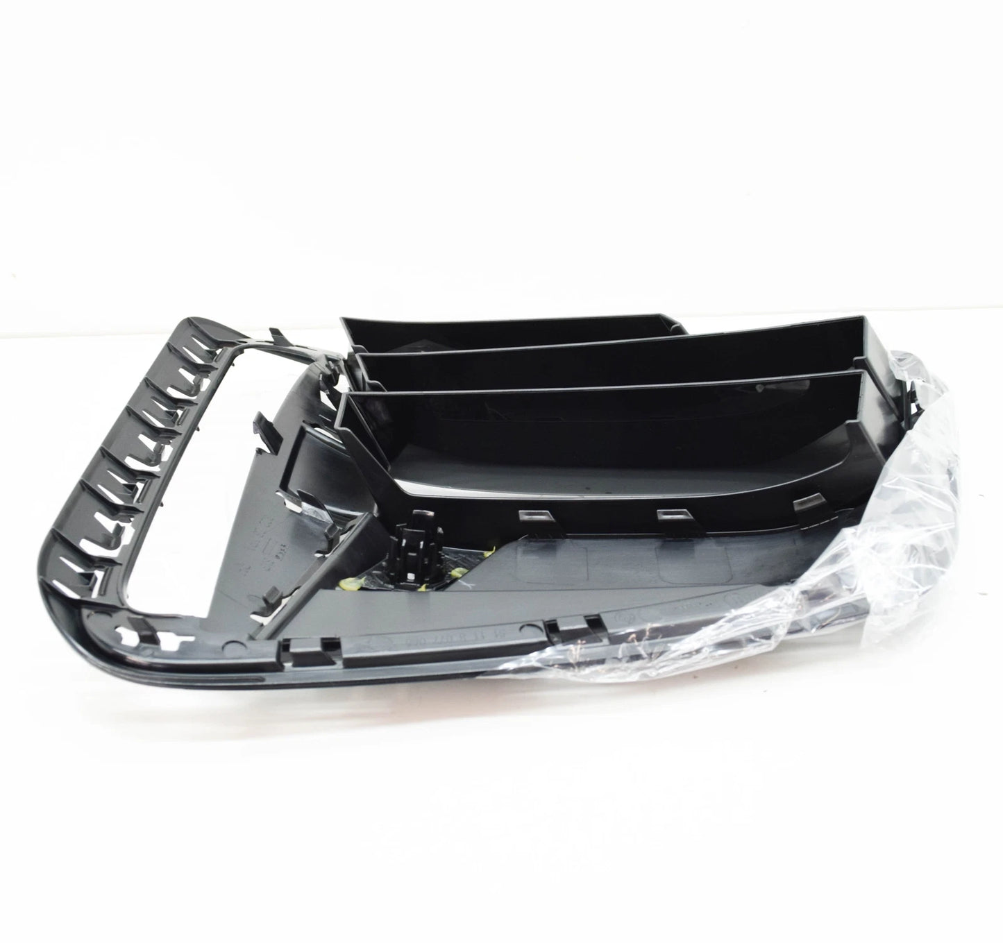 NEW BMW 4 COUPE G22 FRONT BUMPER OPEN RIGHT GRILLE 51118077066 ORIGINAL