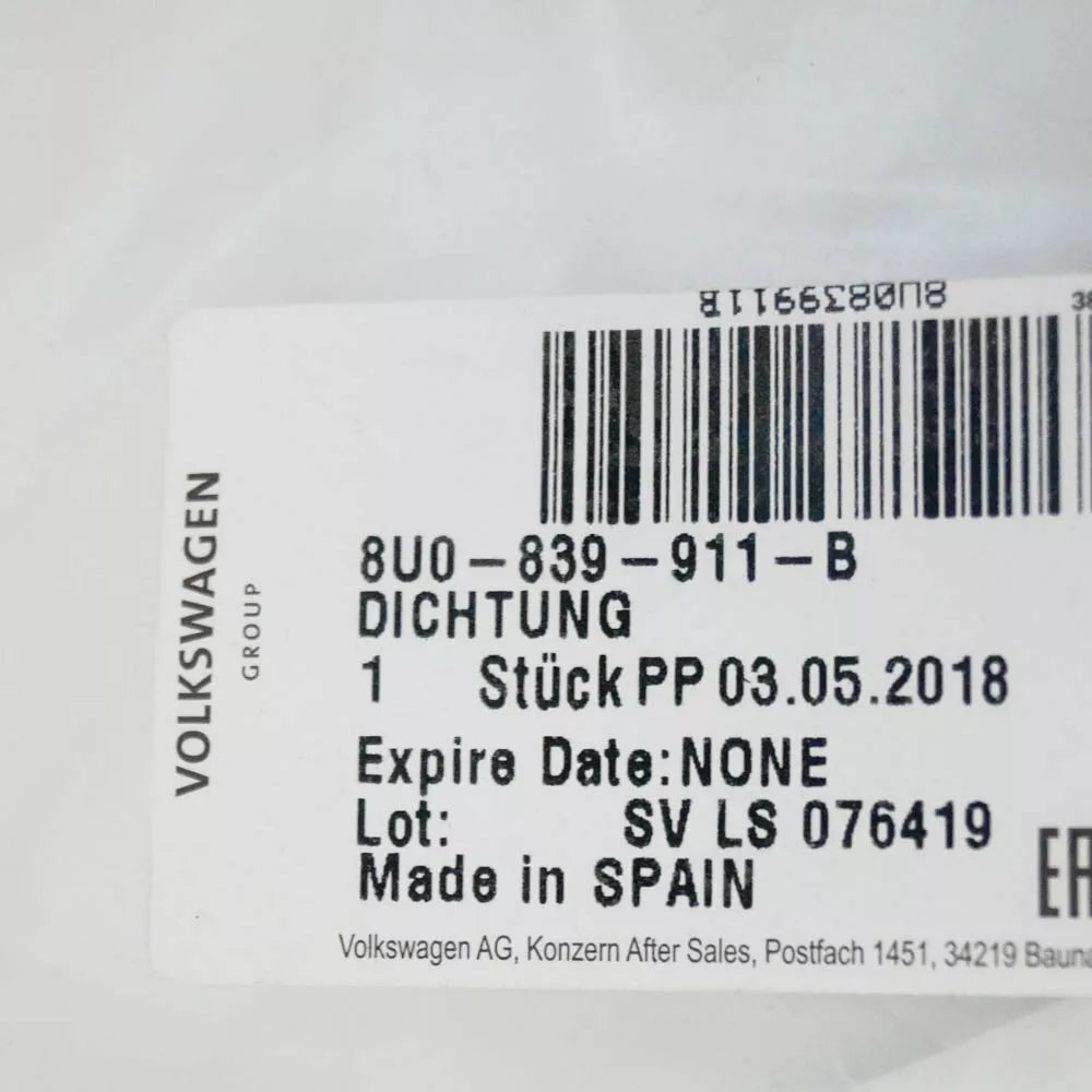 NEW AUDI Q3 8U REAR LEFT OUTER DOOR SEAL 8U0839911B ORIGINAL