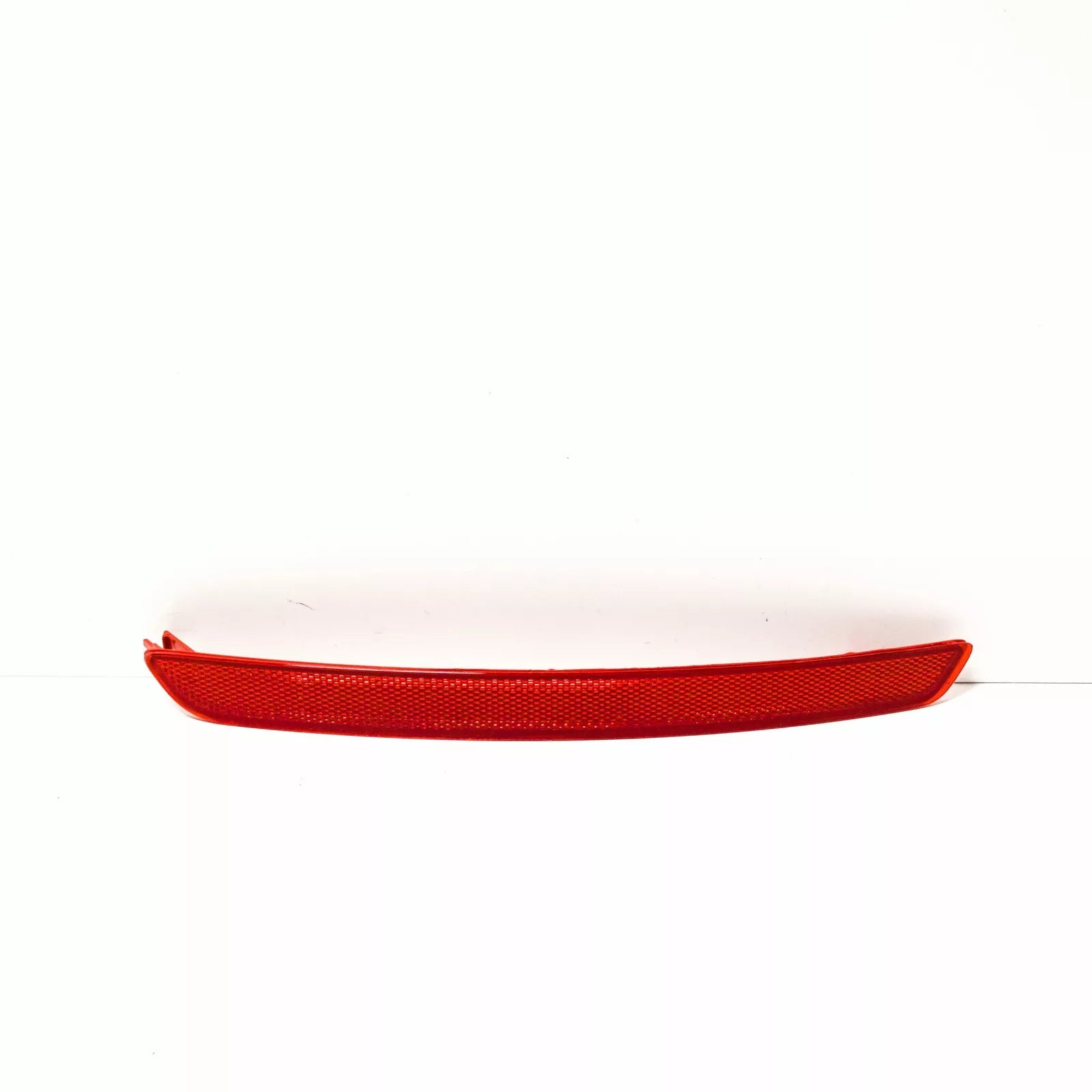 NEW VOLKSWAGEN BEETLE 5C REAR BUMPER RIGHT REFLECTOR 5C5945106