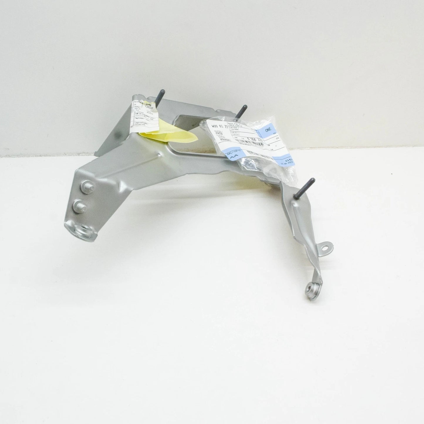 NEW BMW 2 ACTIVE TOURER F45 ELECTRIC AUXILIARY HEATER HOLDER 64129356115