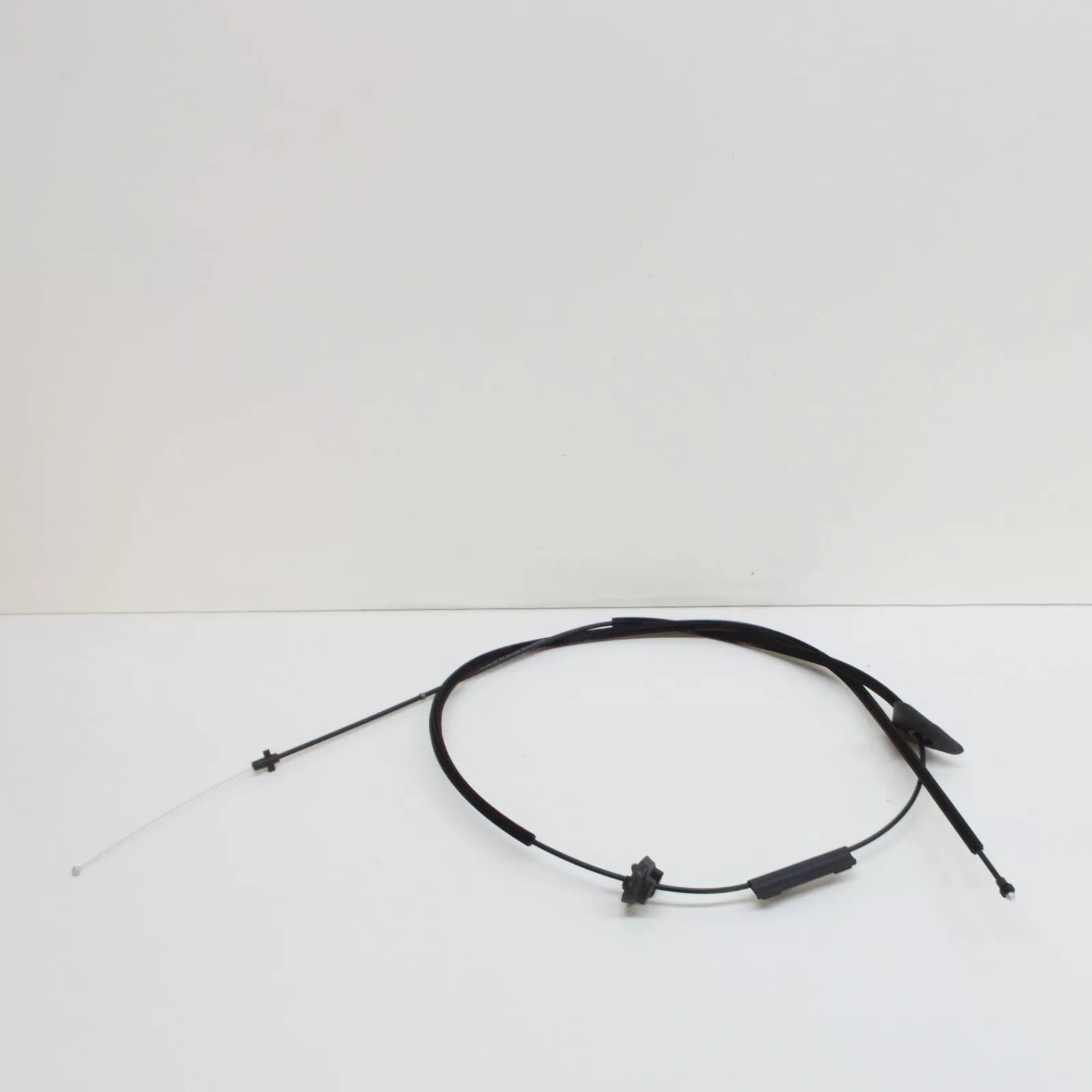 NEW AUDI TT 8J REAR DECK LID RELEASE CABLE 8J7880701A ORIGINAL