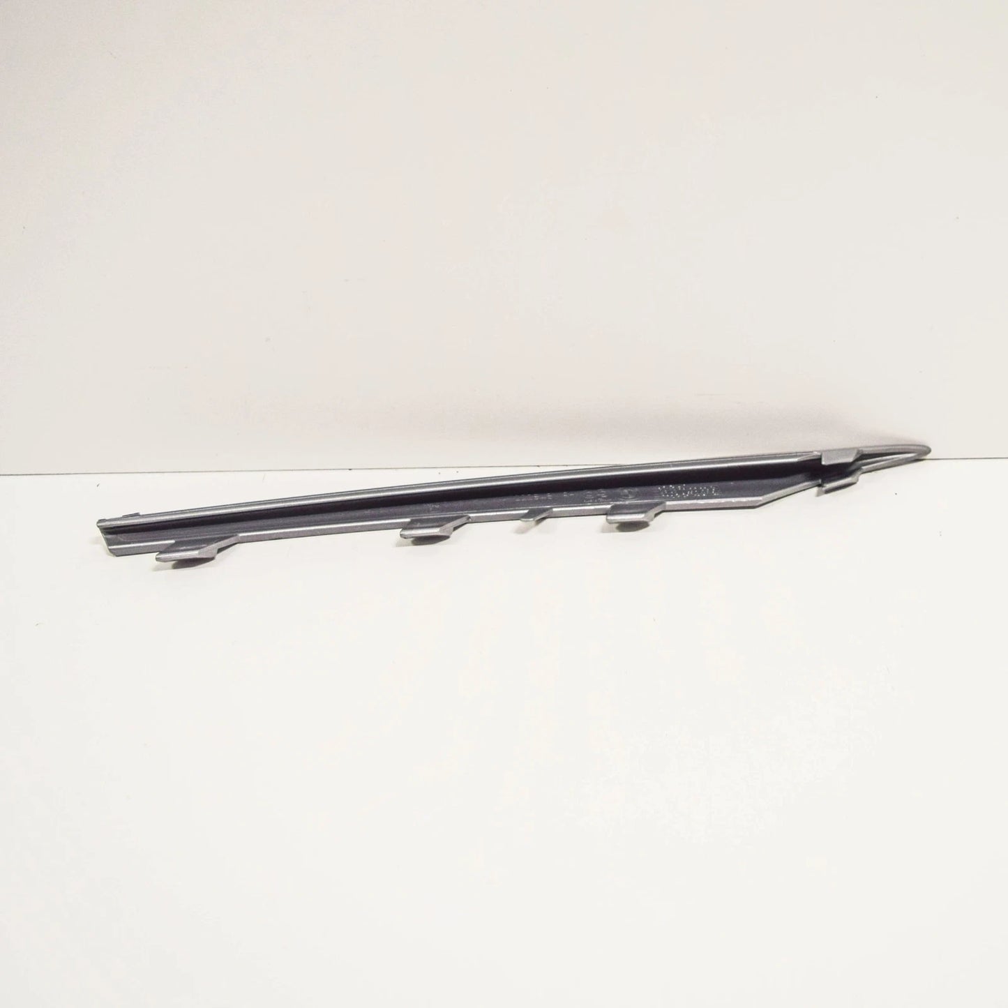 NEW BMW X5 E70 FRONT BUMPER RIGHT LOWER GRILL TRIM 51117222848 ORIGINAL