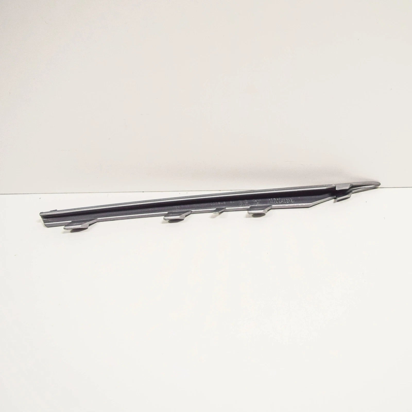 NEW BMW X5 E70 FRONT BUMPER RIGHT LOWER GRILL TRIM 51117222848 ORIGINAL