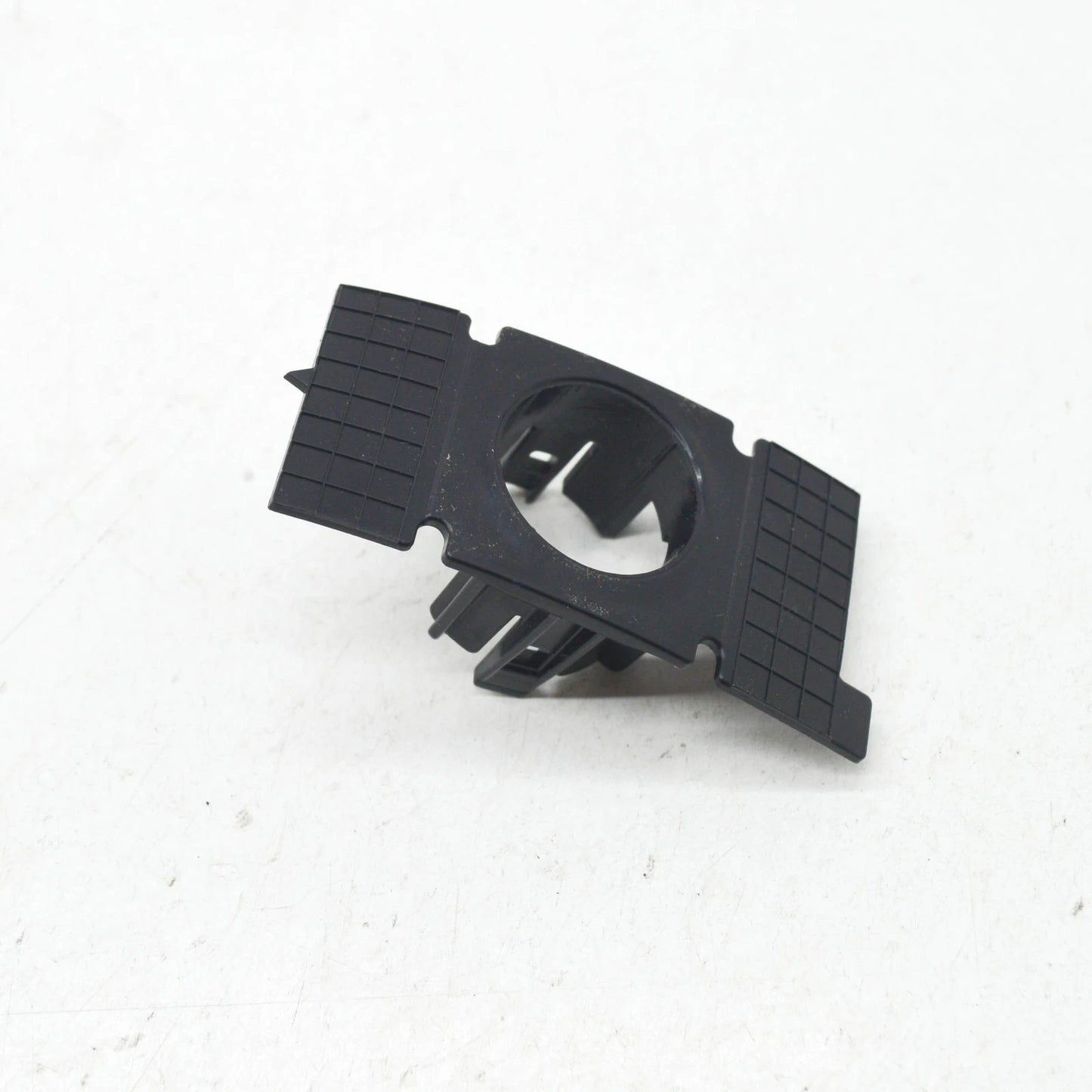 NEW VW TIGUAN ALLSPACE AD MK2 REAR RIGHT PARK SENSOR BRACKET 5NL919492 ORIGINAL