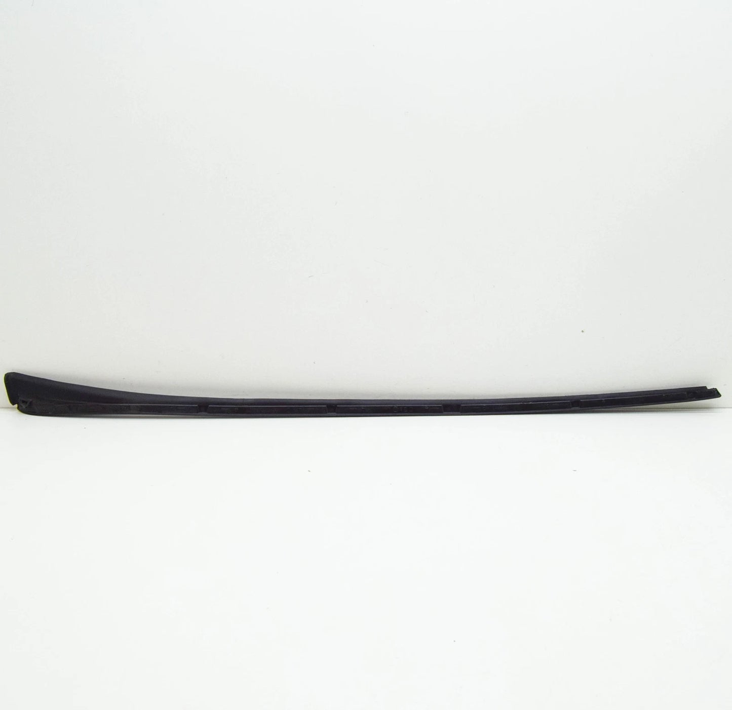 NEW SEAT LEON 5F RIGHT WINDSCREEN TRIM STRIP 5F0854320E9B9 ORIGINAL