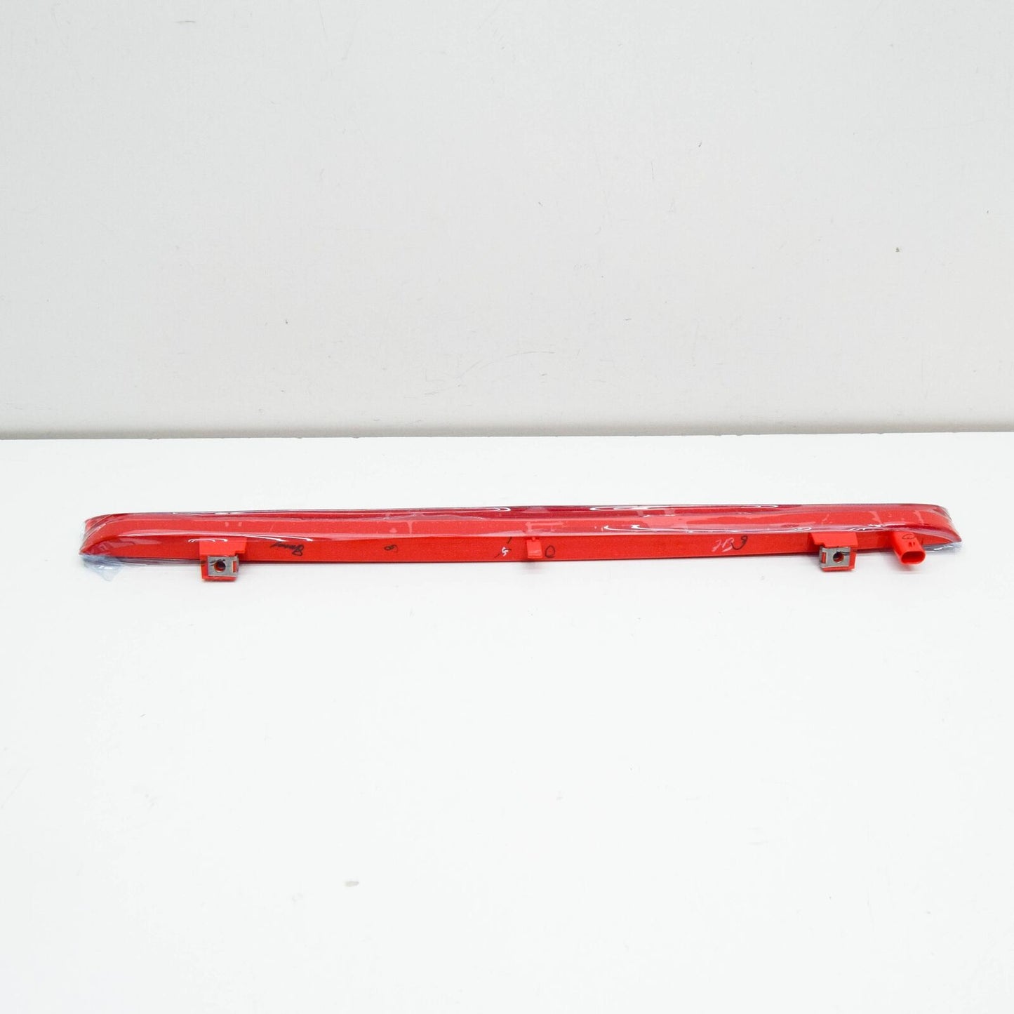 NEW AUDI Q2 GA REAR ADDITIONAL BRAKE LIGHT 8V0945097C ORIGINAL