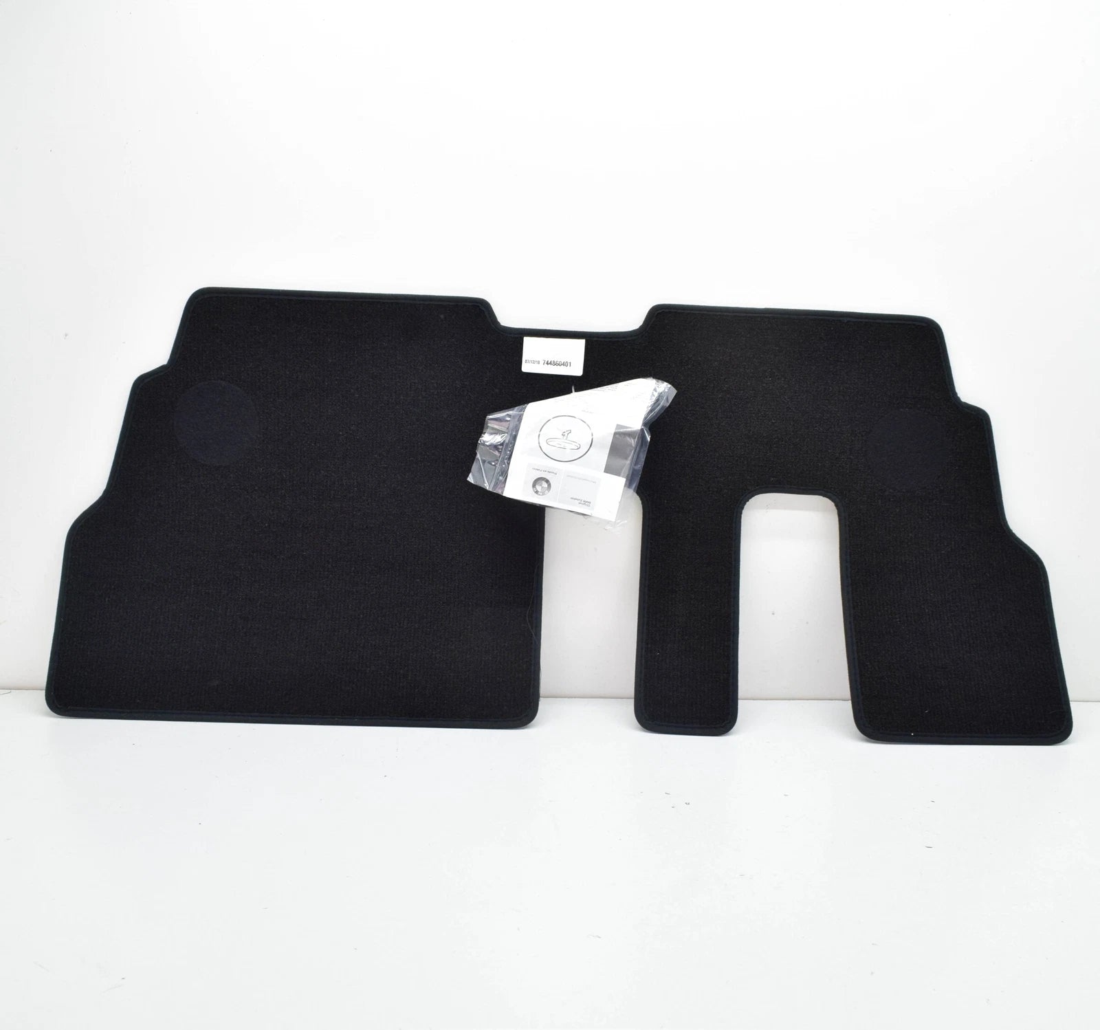 NEW BMW X5 F15 THIRD ROW FLOOR MAT 51477448604 7448604 ORIGINAL