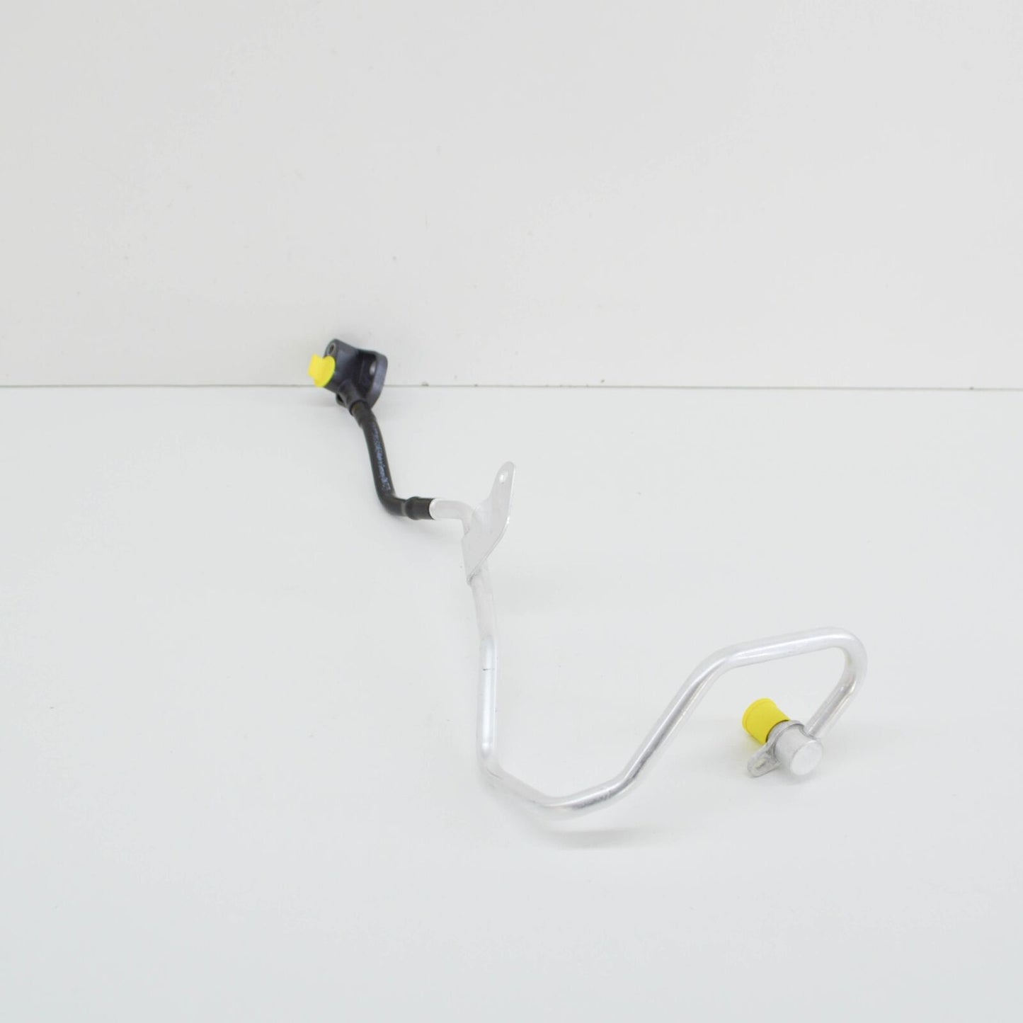 new mb cls c218 turbo return left coolant line a2782001300 original