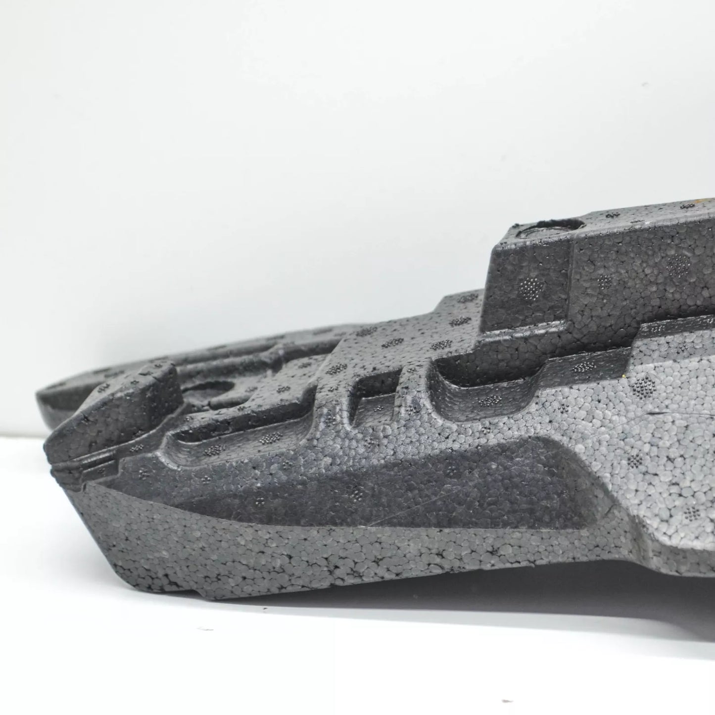 NEW MB C W205 FRONT BUMPER CENTRAL IMPACT ABSORBER A2058850637 ORIGINAL