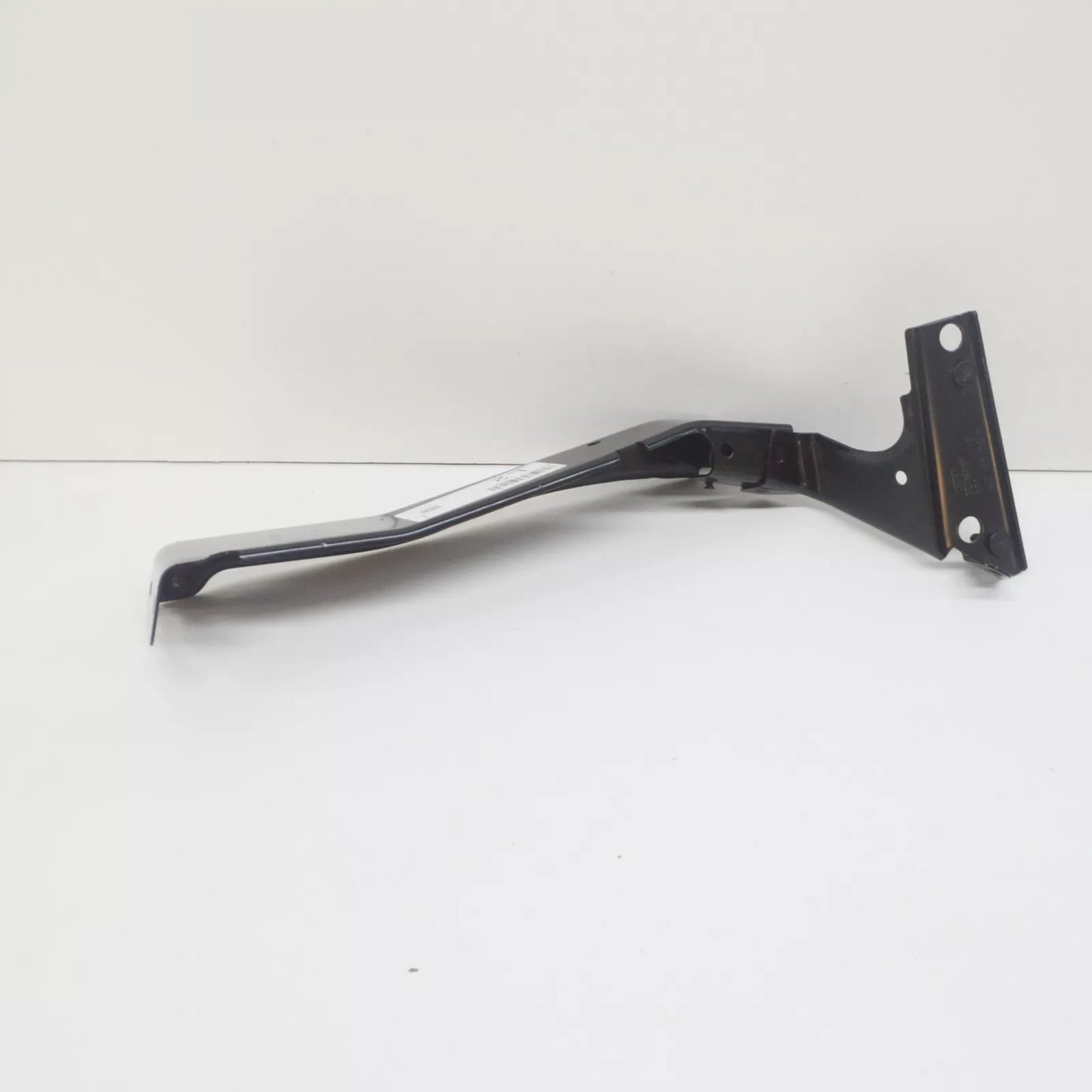 NEW AUDI A4 B8 FRONT RIGHT FENDER LOWER BRACE 8K0821136M
