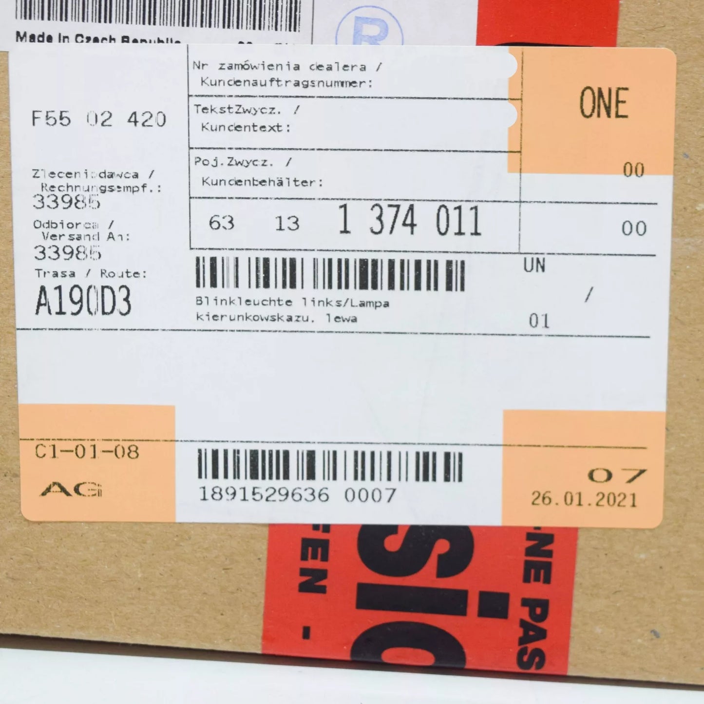 NEW BMW 7 E32 LEFT TURN SIGNAL INDICATOR CORNER 63131374011 ORIGINAL