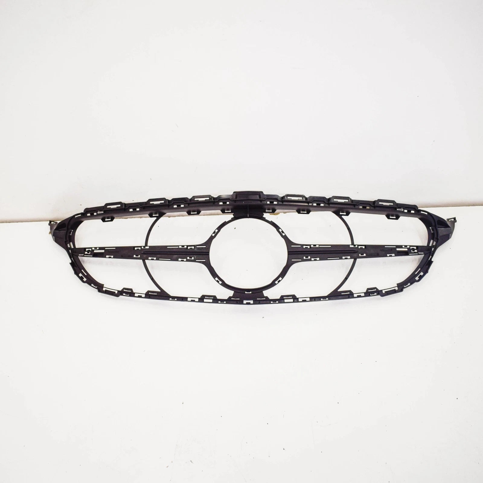 NEW MERCEDES-BENZ C-CLASS W205 RADIATOR GRILLE A2058881260 ORIGINAL