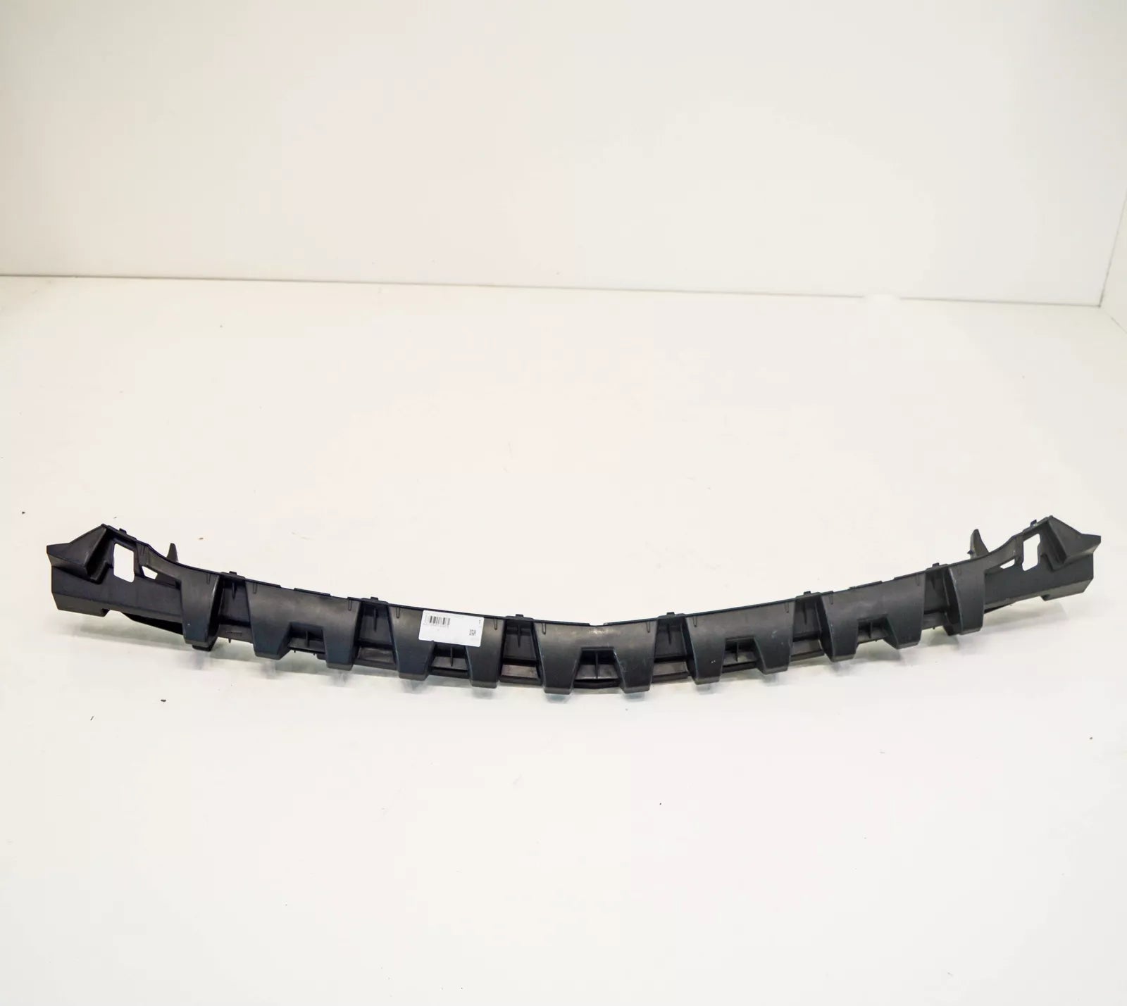 NEW MB C W204 AMG FRONT BUMPER CENTER MOUNTING A2048854665 ORIGINAL