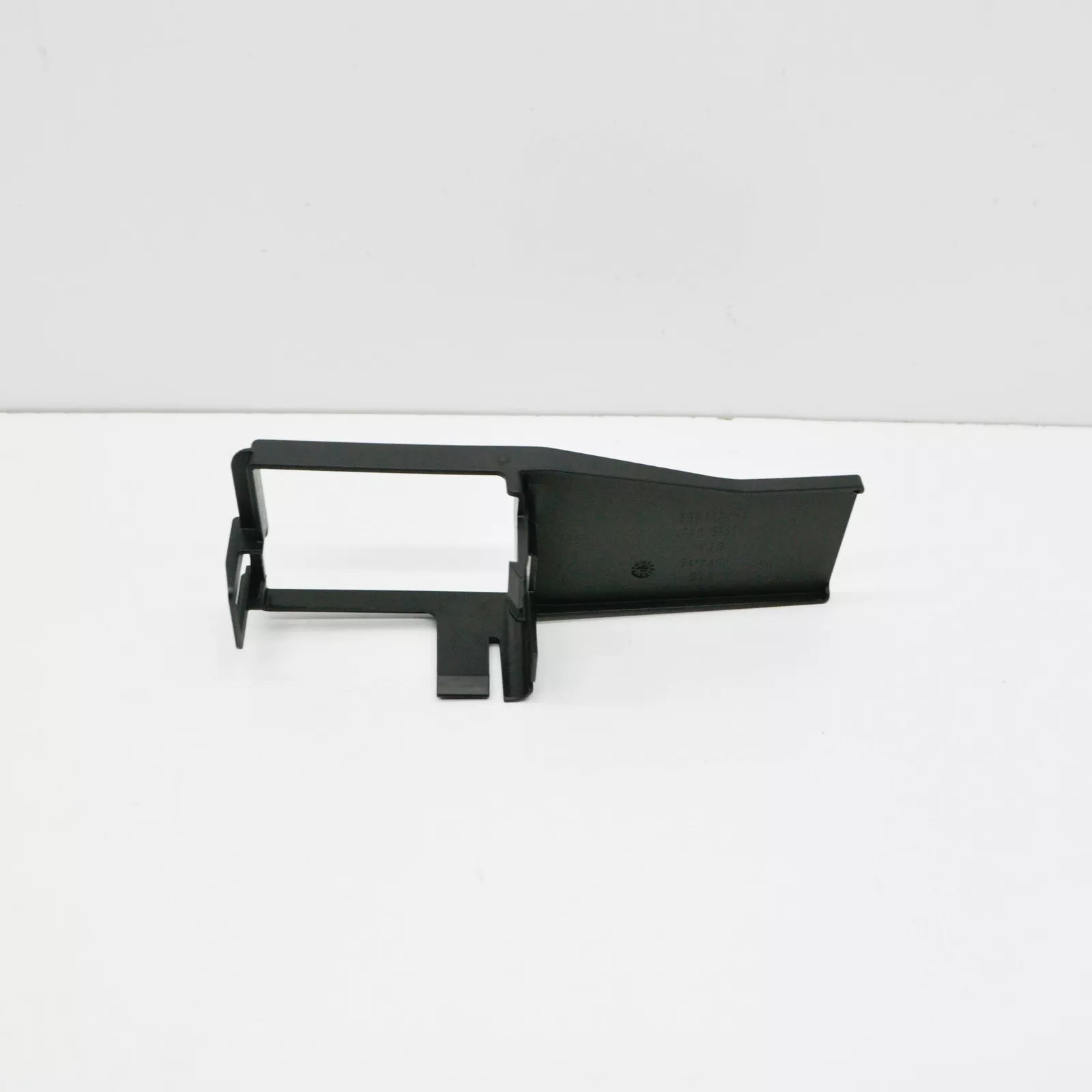 NEW VW ARTEON 3H7 REAR RIGHT BLIND SPOT RADAR SHIELD HOLDER 3G8907694 ORIGINAL