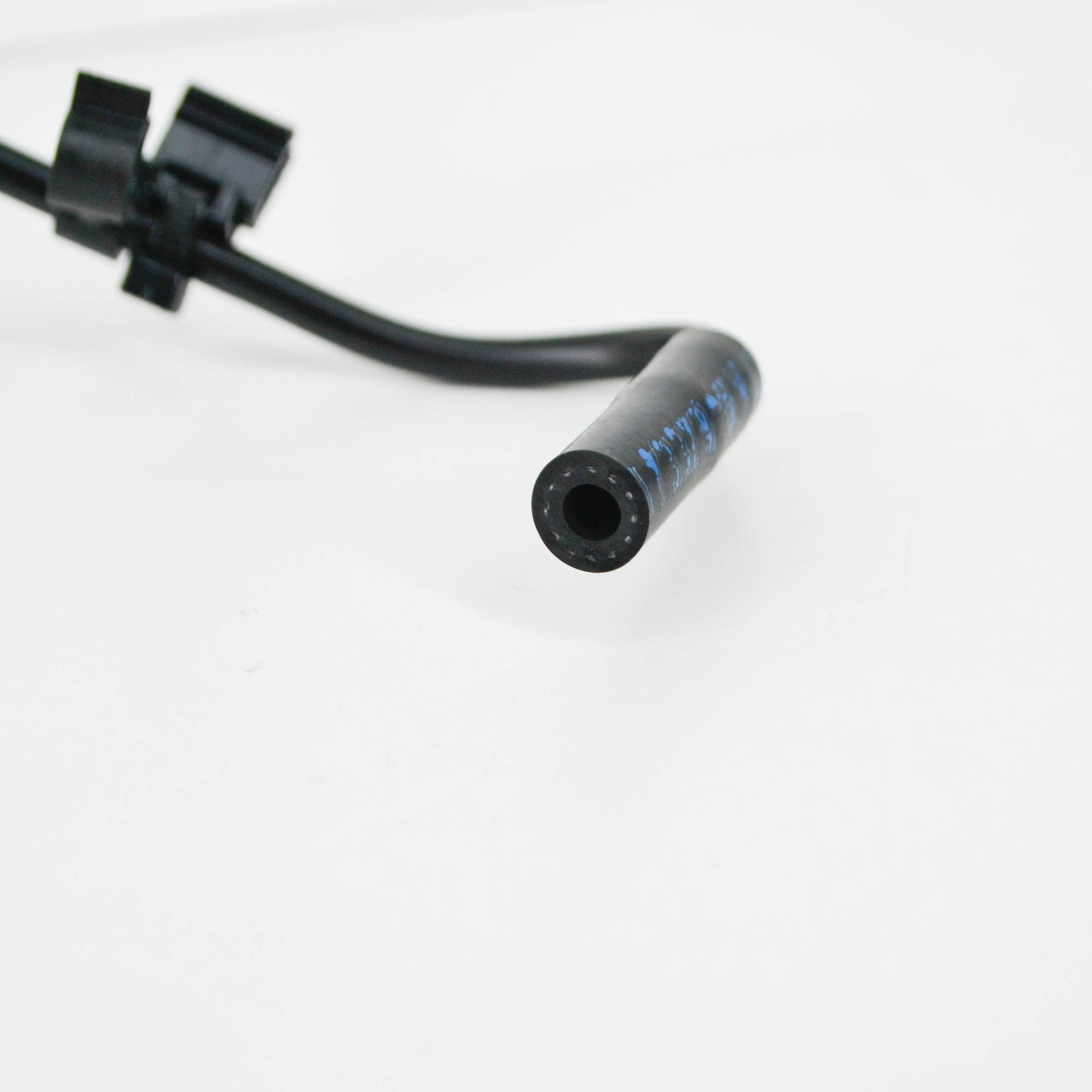 NEW MERCEDES-BENZ C W205 VACUUM LINE A1771400000 ORIGINAL