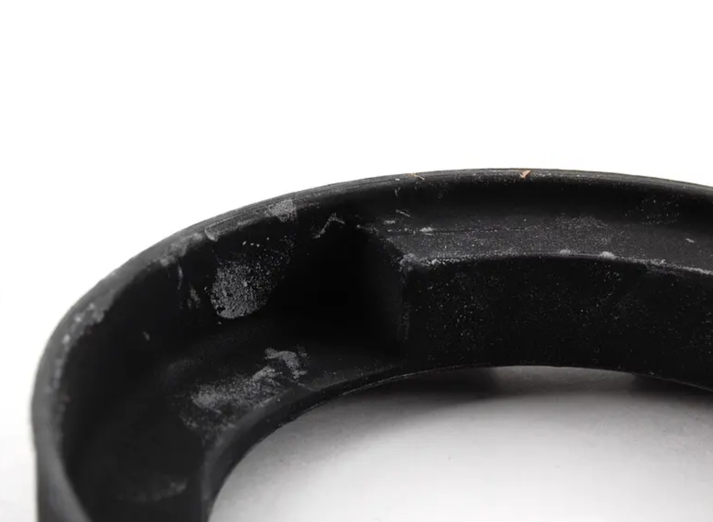 new bmw 5 e60 rear upper coil spring insulator 6753765 33536753765 original