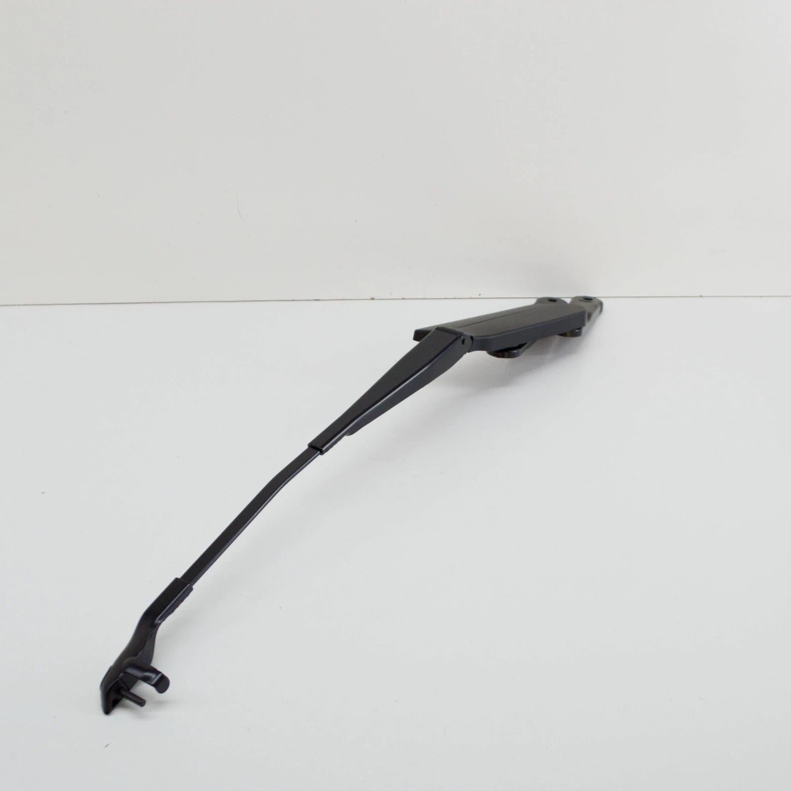 NEW VW TOUAREG 7P FRONT RIGHT WIPER ARM RHD 7P0955409C ORIGINAL