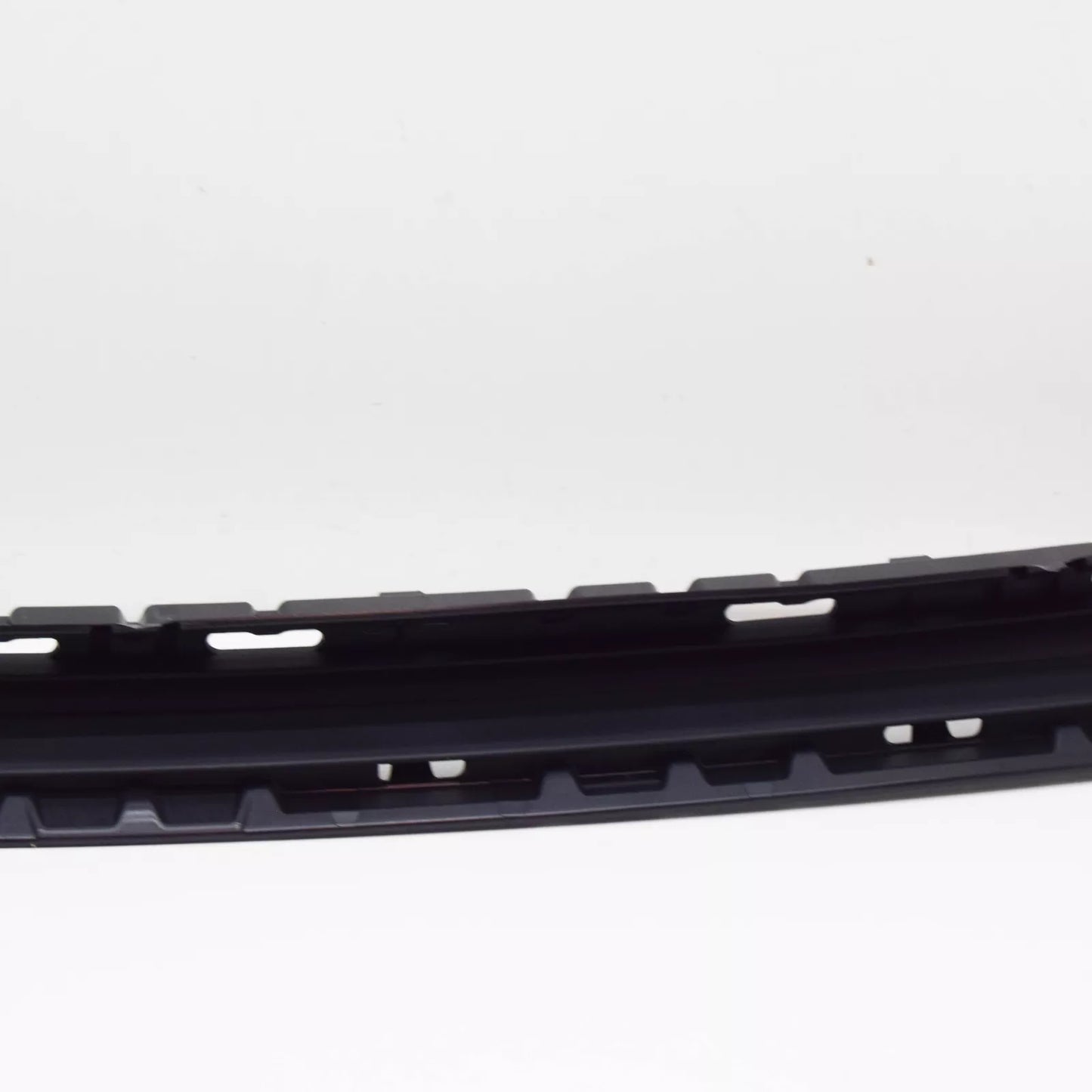 NEW MB CLS C257 FRONT BUMPER LOWER CENTER TRIM MOLDING A2578857704 ORIGINAL