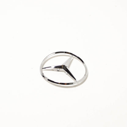 NEW MERCEDES-BENZ CLK C208 TRUNK LID BADGE EMBLEM A2087580058 2001 ORIGINAL