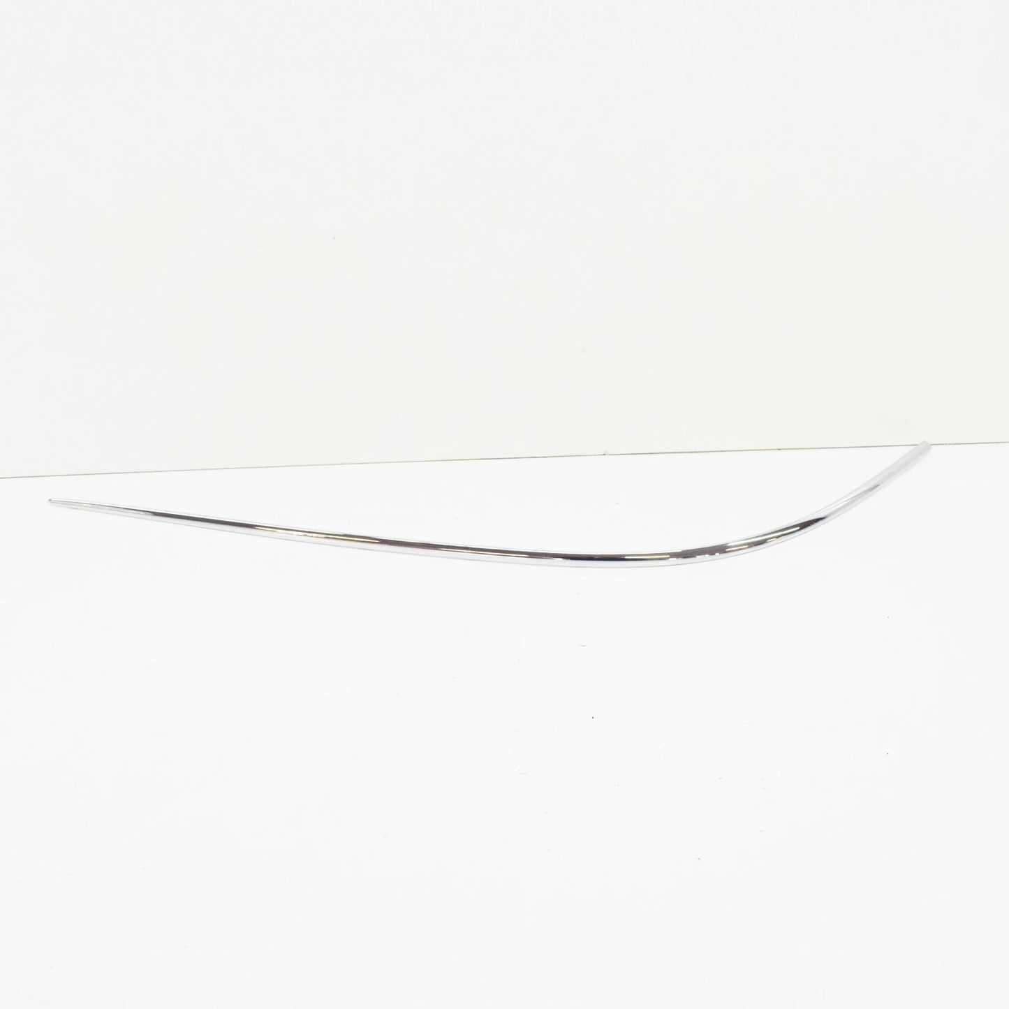 NEW MB CLK C209 AMG REAR BUMPER LEFT CHROME TRIM A2098850521 ORIGINAL