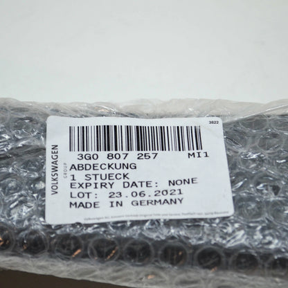 NEW VOLKSWAGEN PASSAT B8 3G FRONT LEFT WHEEL FENDER MOLDING 3G0807257MI1