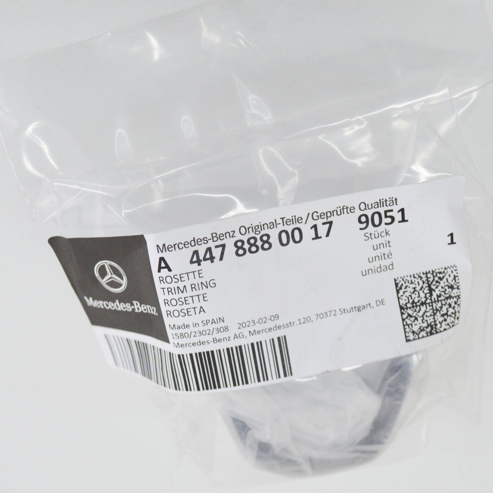 NEW MERCEDES-BENZ VITO W447 FRONT CAMERA TRIM RING A44788800179051 ORIGINAL