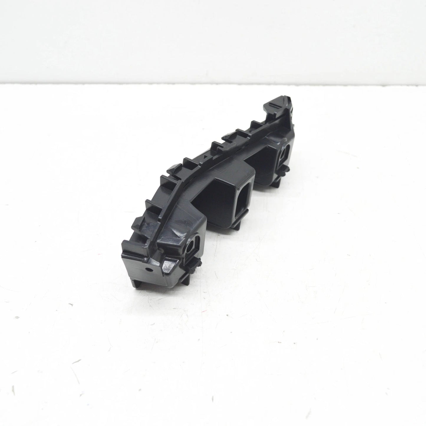 NEW VOLKSWAGEN TOUAREG 7P FRONT LEFT BUMPER BRACKET 7P6807183G