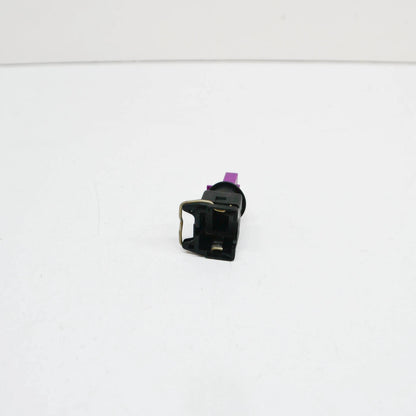 NEW AUDI A4 B7 2 PIN FLAT CONTACT HOUSING WITH GASKET 443906232 ORIGINAL