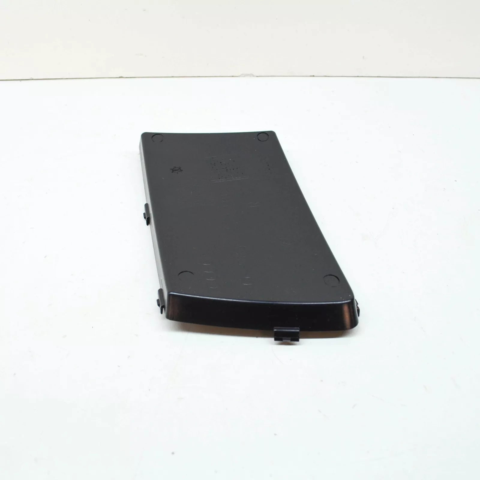 NEW AUDI TT 8J FRONT RIGHT FOG LIGHT GRILLE TRIM 8J0807152B