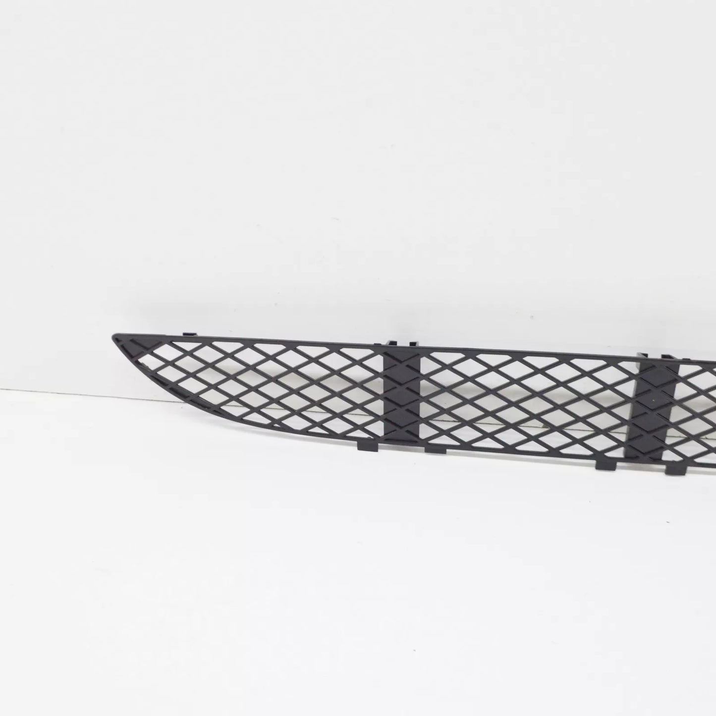 NEW MERCEDES-BENZ E W210 FRONT BUMPER LOWER GRILLE COVER A2108850053 ORIGINAL