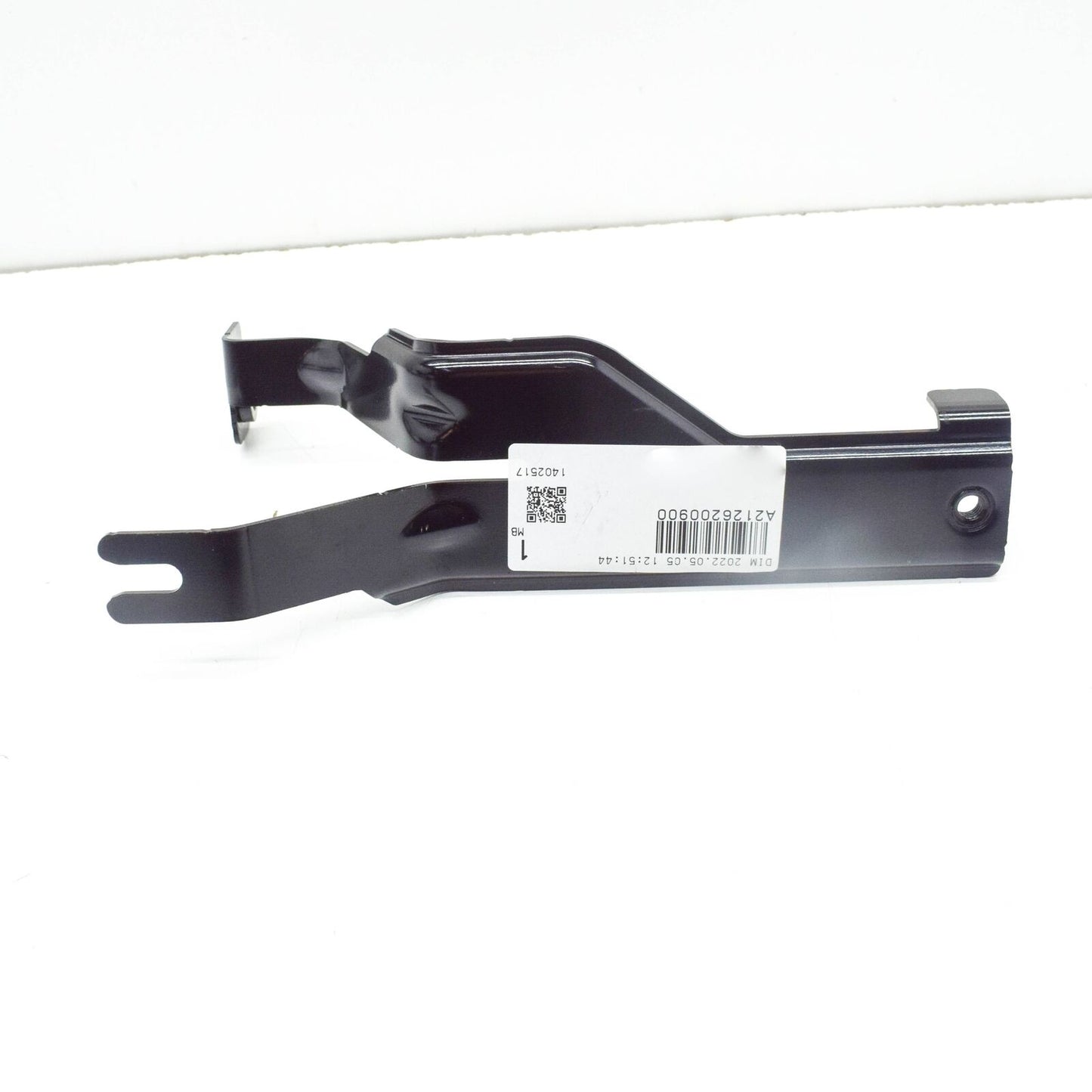 NEW MERCEDES BENZ E W212 RADIATOR SUPPORT BRACKET A2126200900 ORIGINAL