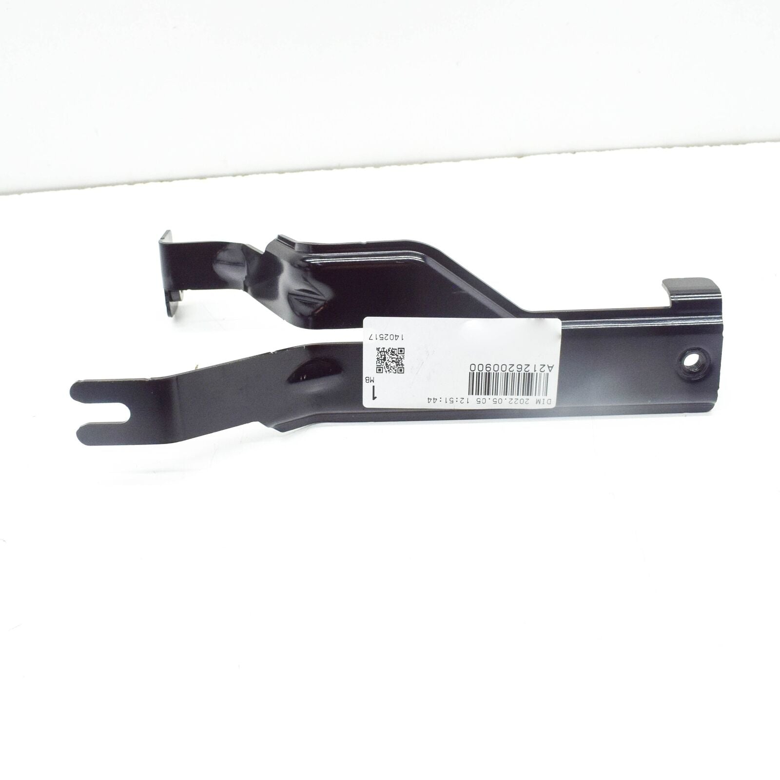 NEW MERCEDES BENZ E W212 RADIATOR SUPPORT BRACKET A2126200900 ORIGINAL