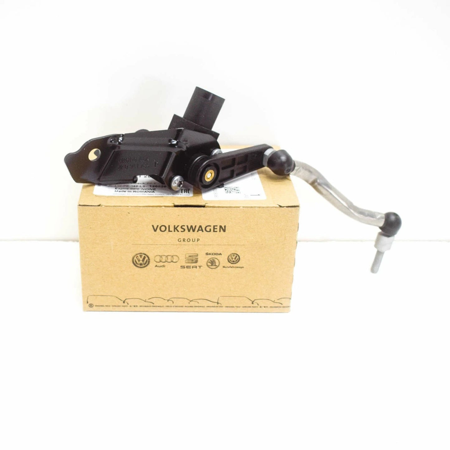 NEW AUDI A4 B8 FRONT HEIGHT LEVEL SENSOR 8K0941285P