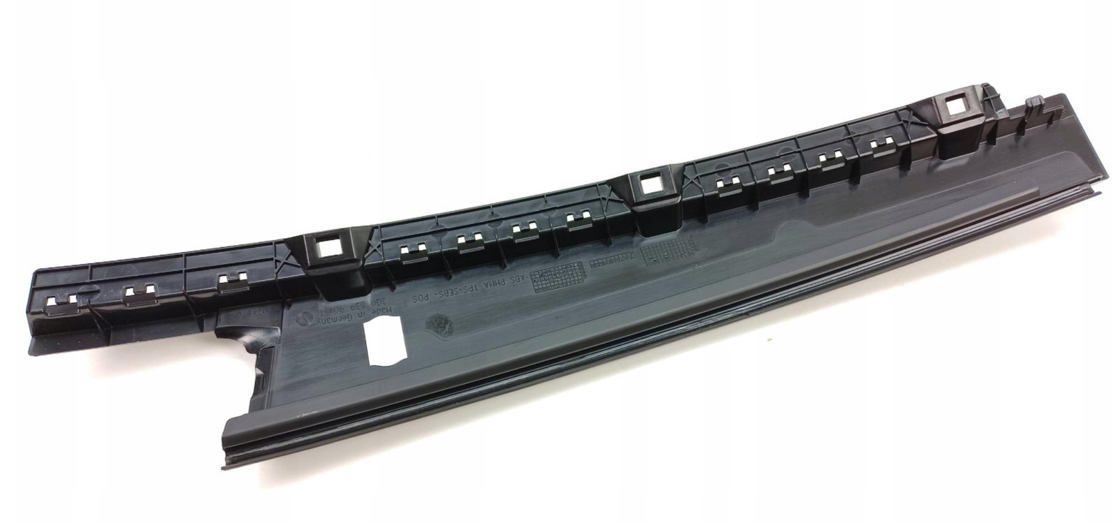 NEW VW PASSAT B8 REAR LEFT DOOR WINDOW FRAME TRIM 3G0839901T041 ORIGINAL