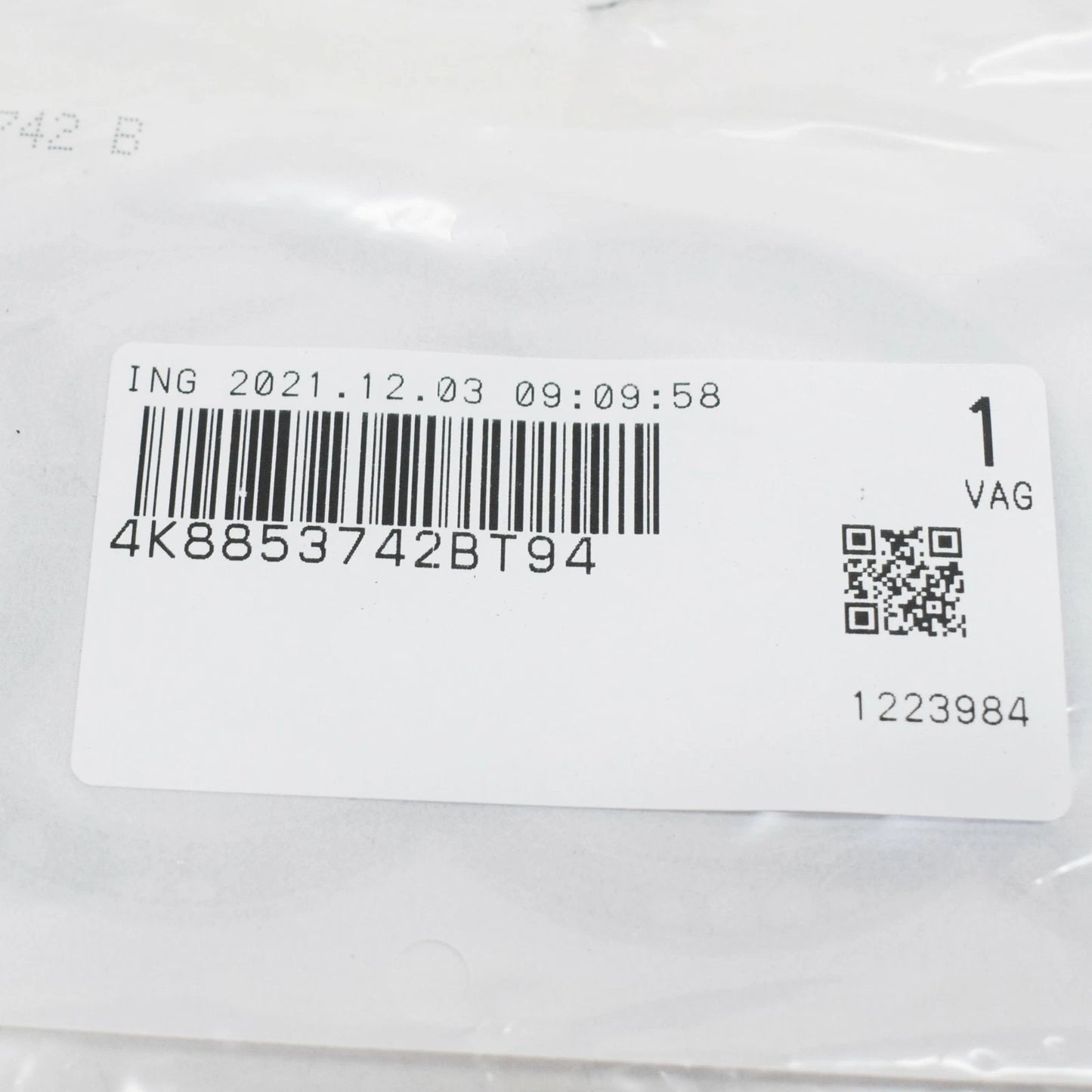 NEW AUDI A7 SPORTBACK 4G8 REAR EMBLEM BADGE 4K8853742BT94