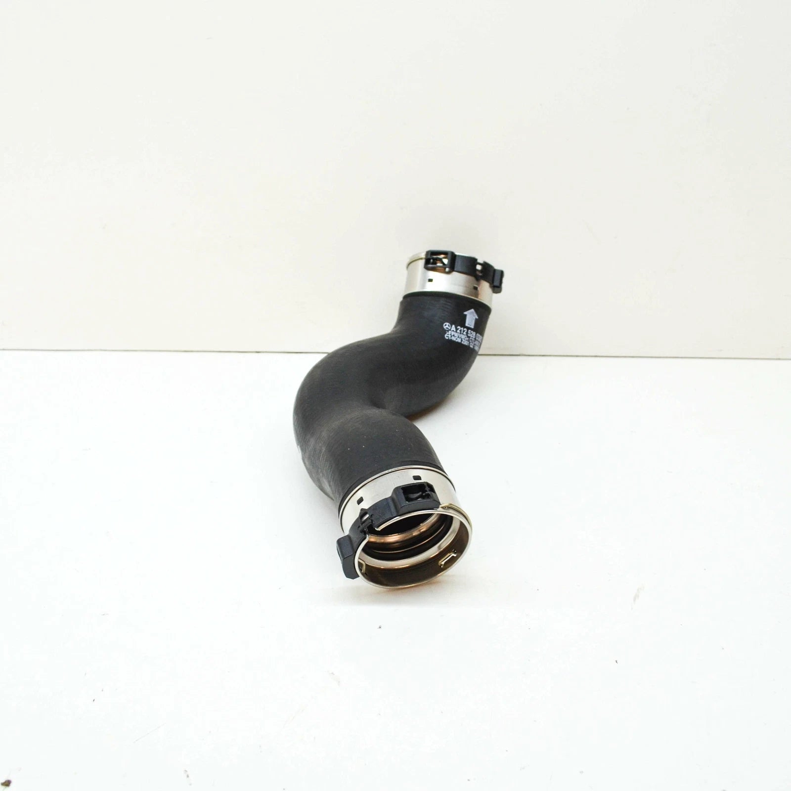 NEW MERCEDES-BENZ E W212 RIGHT SIDE INTERCOOLER PIPE HOSE A2125280382 ORIGINAL