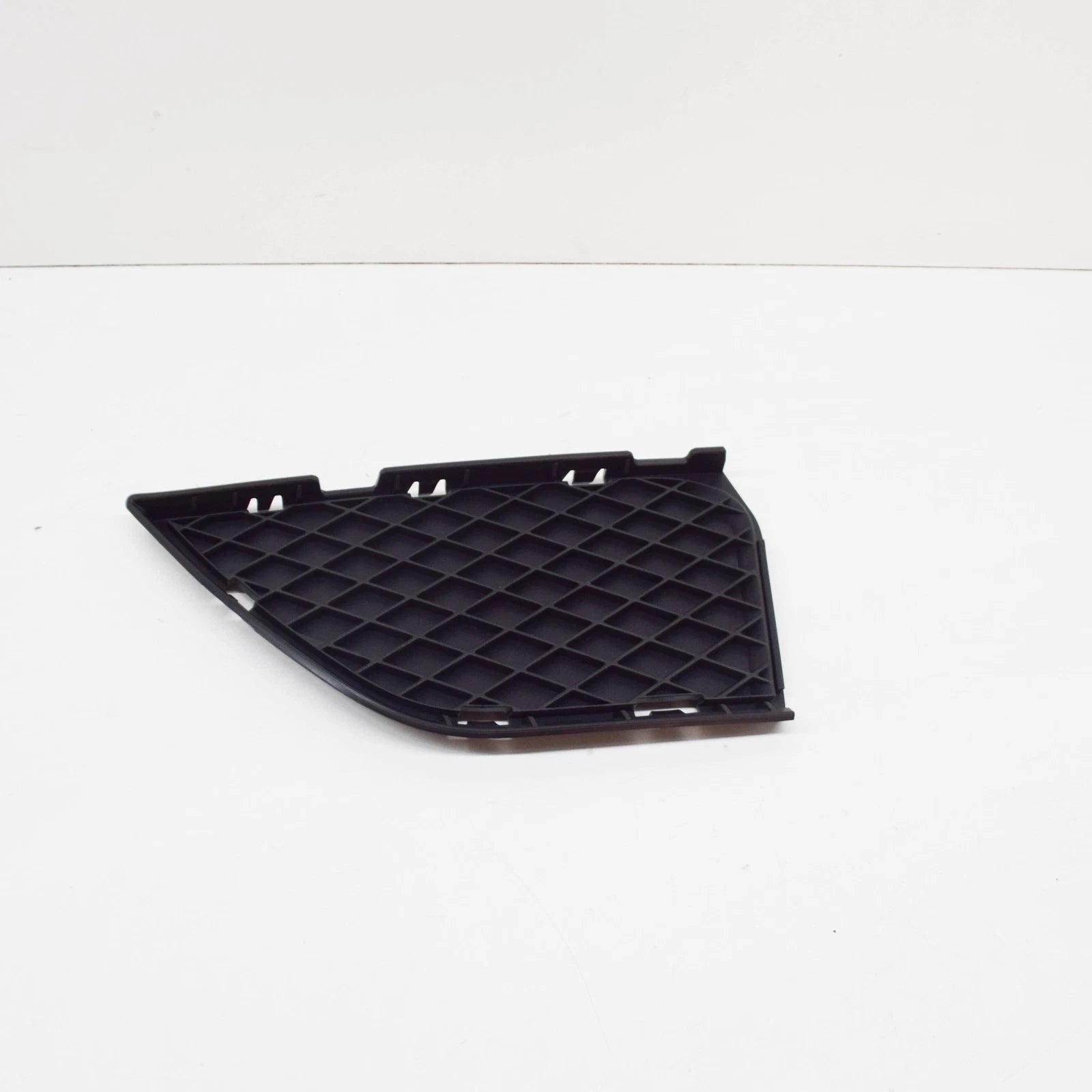 NEW BMW X3 E83 FRONT BUMPER GRILLE GRILL LEFT 51113416205 3416205 ORIGINAL