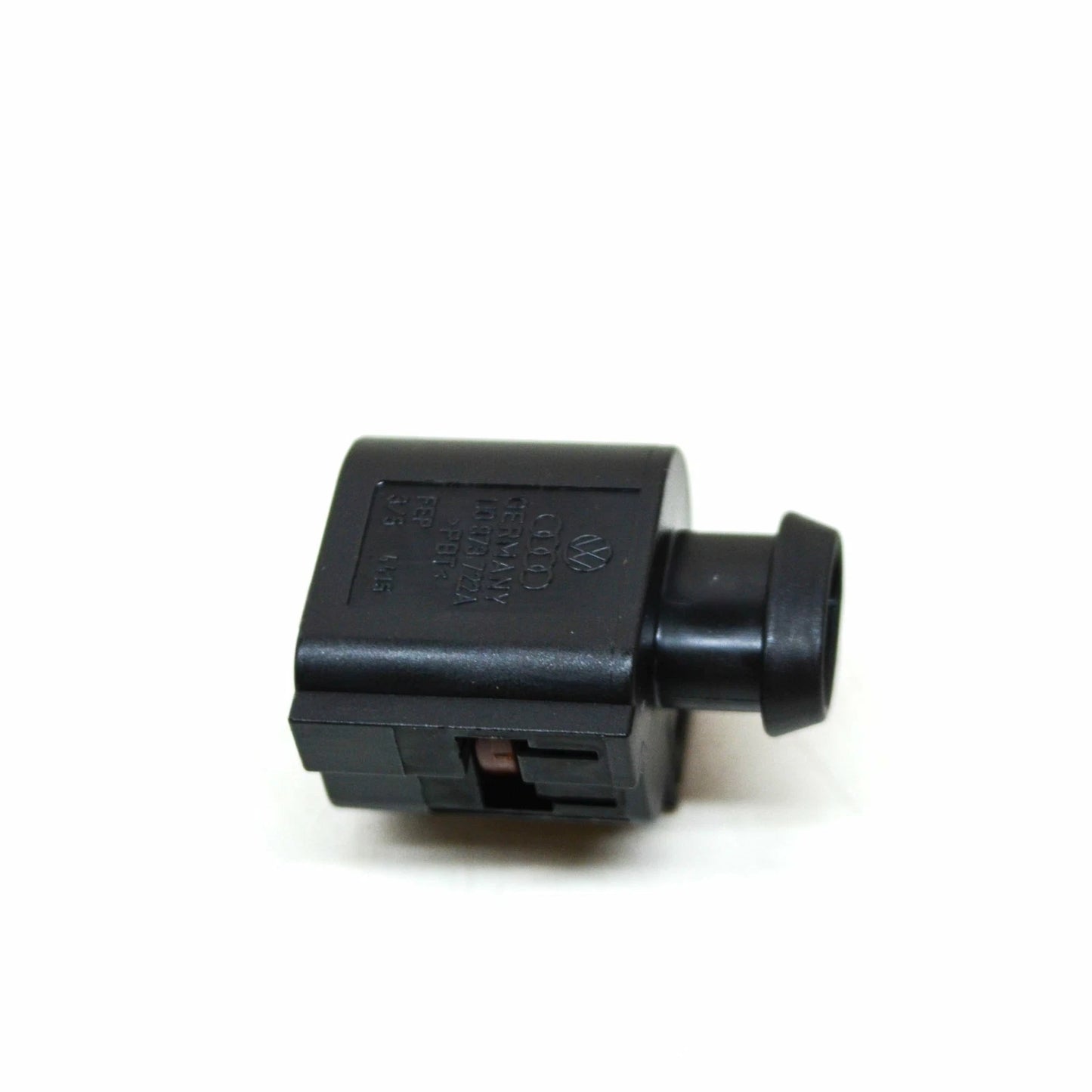 NEW AUDI A3 CABRIO 8V HEADLIGHT CONNECTOR PLUG FLAT HOUSING RHD 1J0973722A