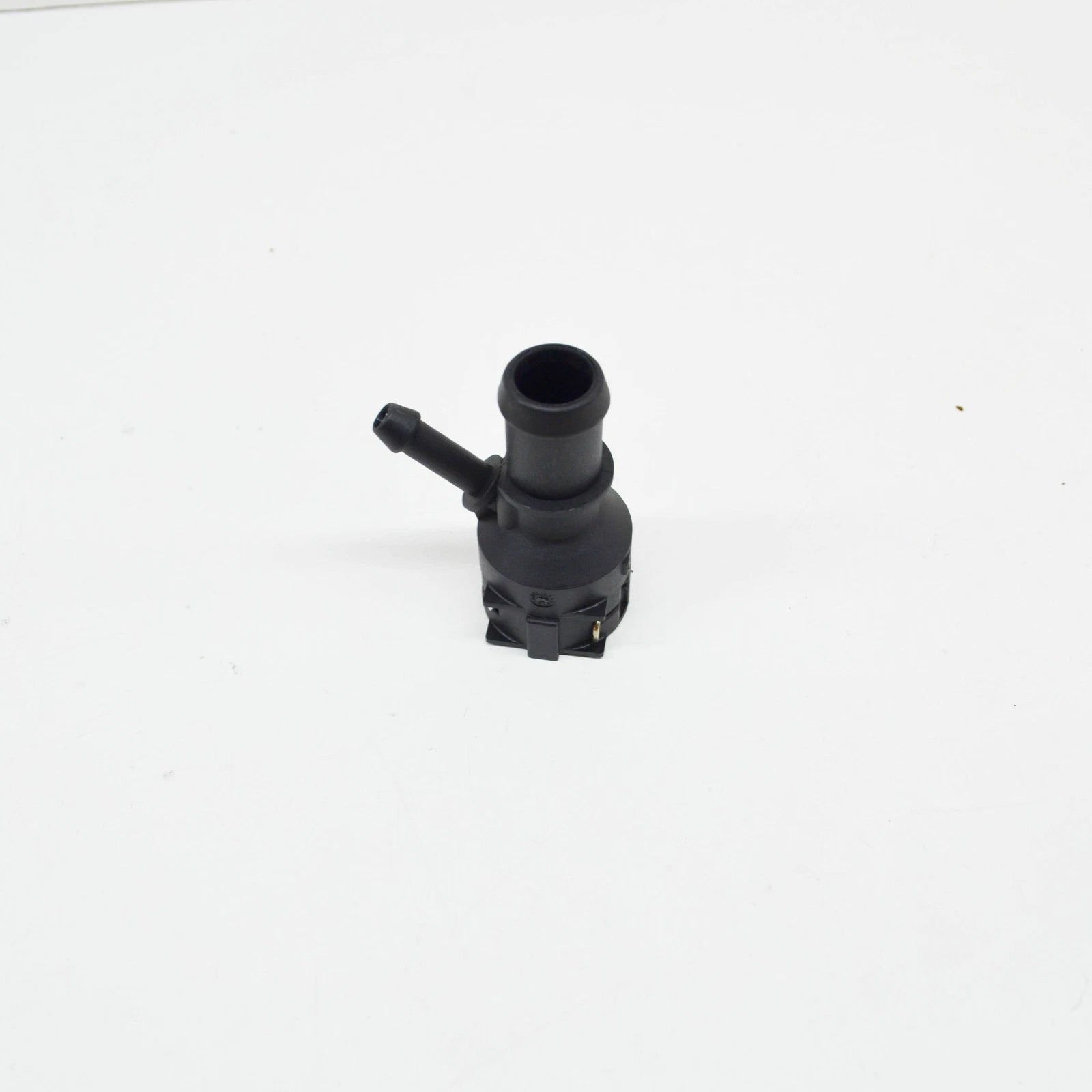 NEW AUDI Q3 8U HEATER HOSE CONNECTOR 1K0122291C ORIGINAL