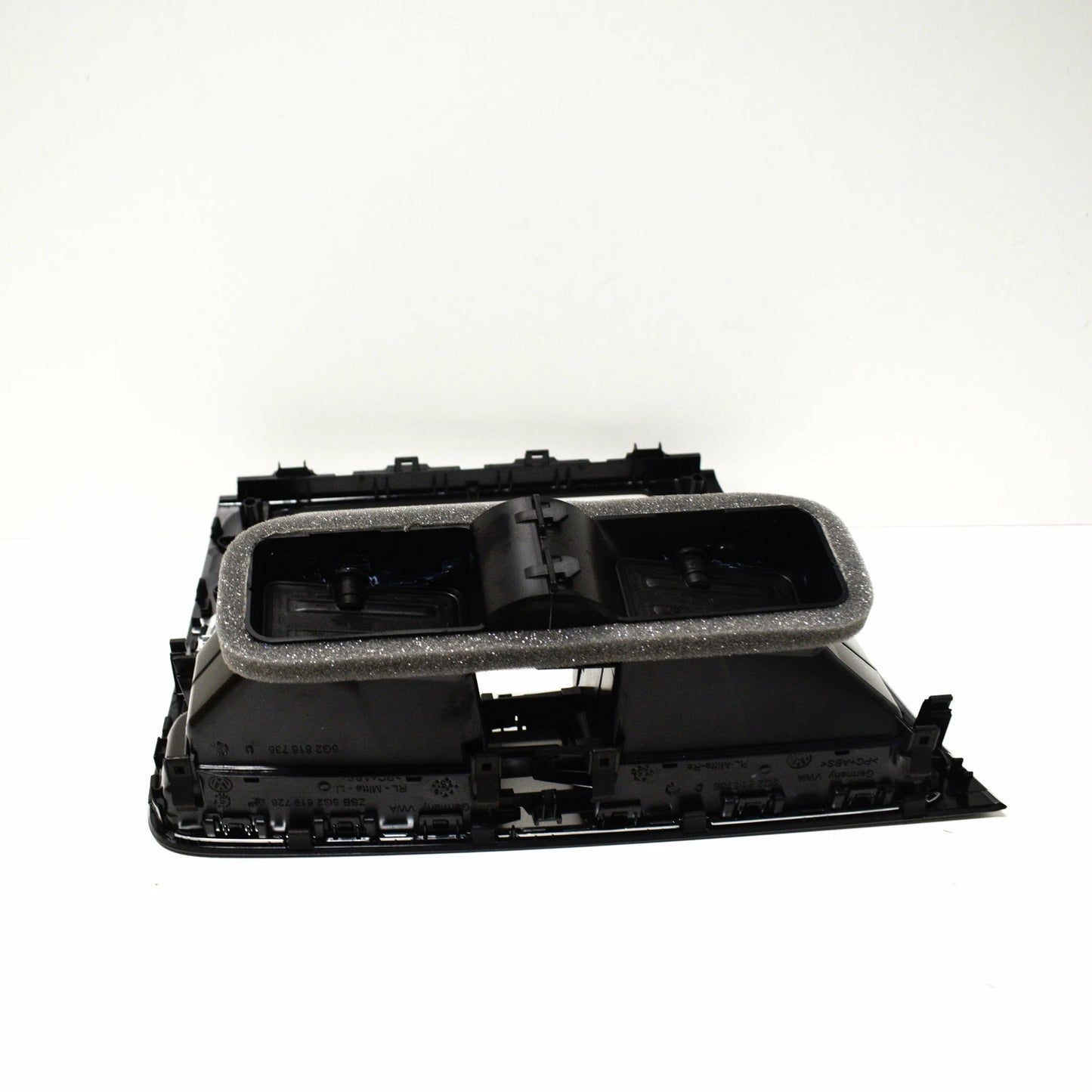 NEW VOLKSWAGEN GOLF MK7 CENTRE FRESH AIR VENT RHD 5G2819728AHCYB ORIGINAL