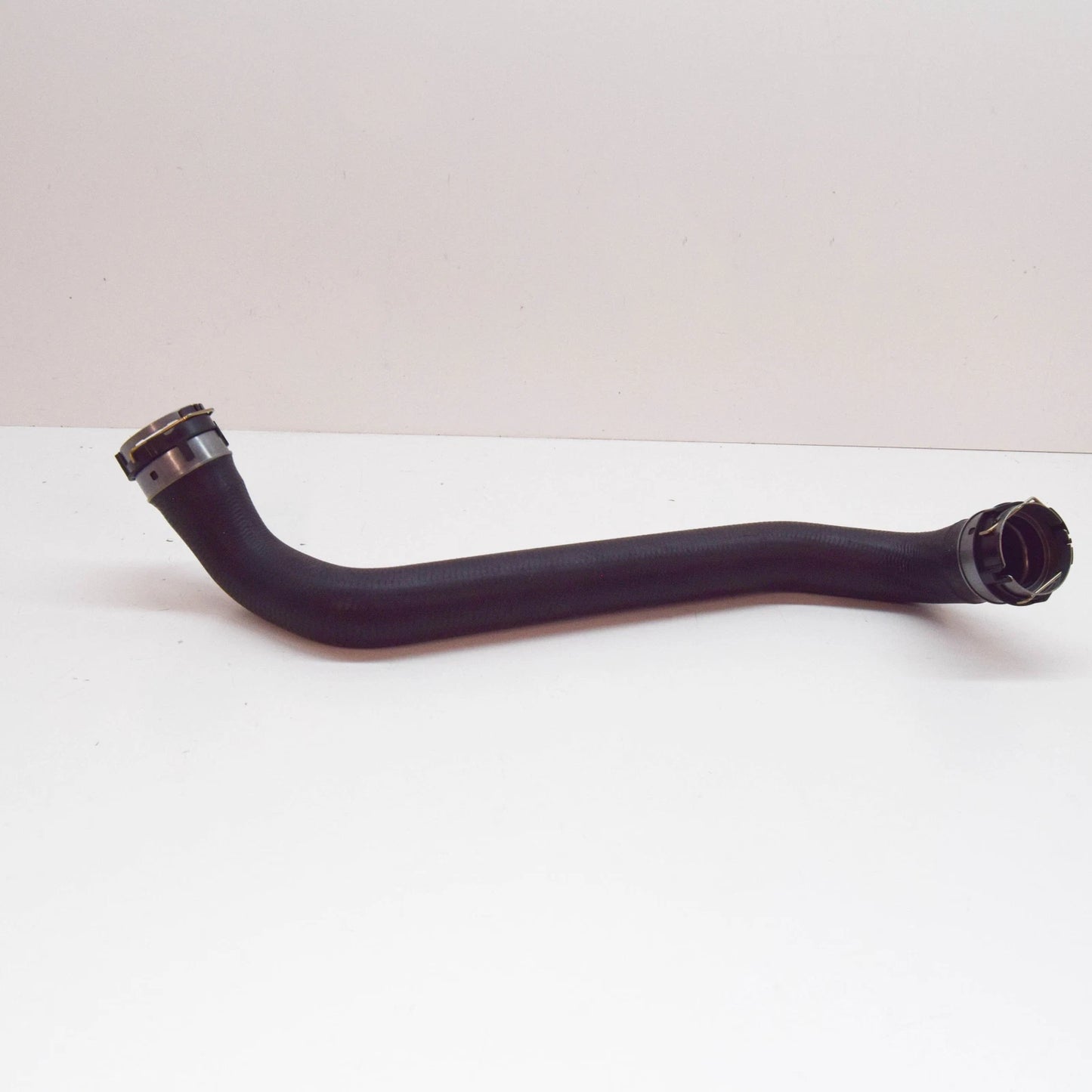 NEW MERCEDES-BENZ E W213 ENGINE COOLANT HOSE PIPE A2135010182 ORIGINAL