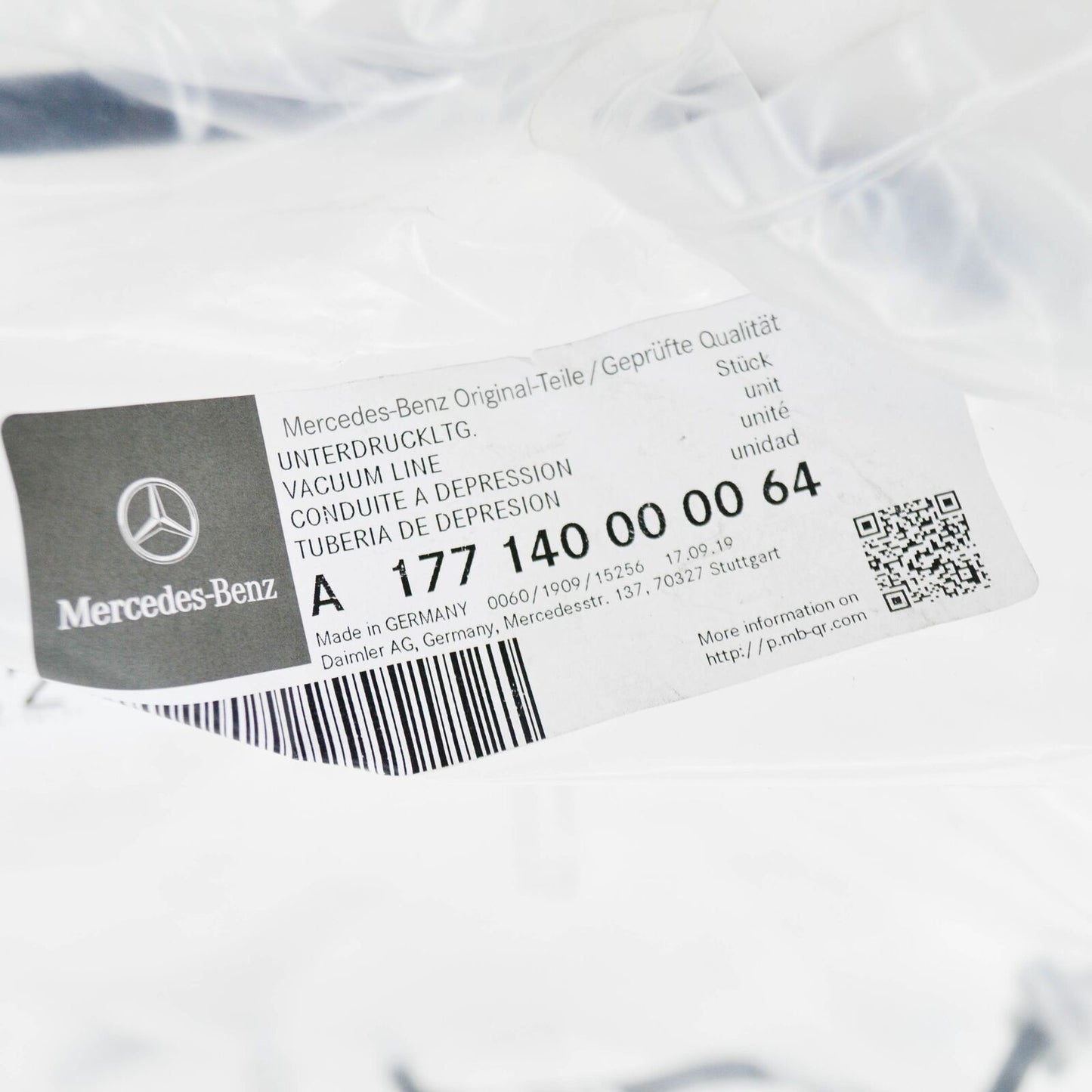 NEW MERCEDES-BENZ C W205 VACUUM LINE A1771400000 ORIGINAL