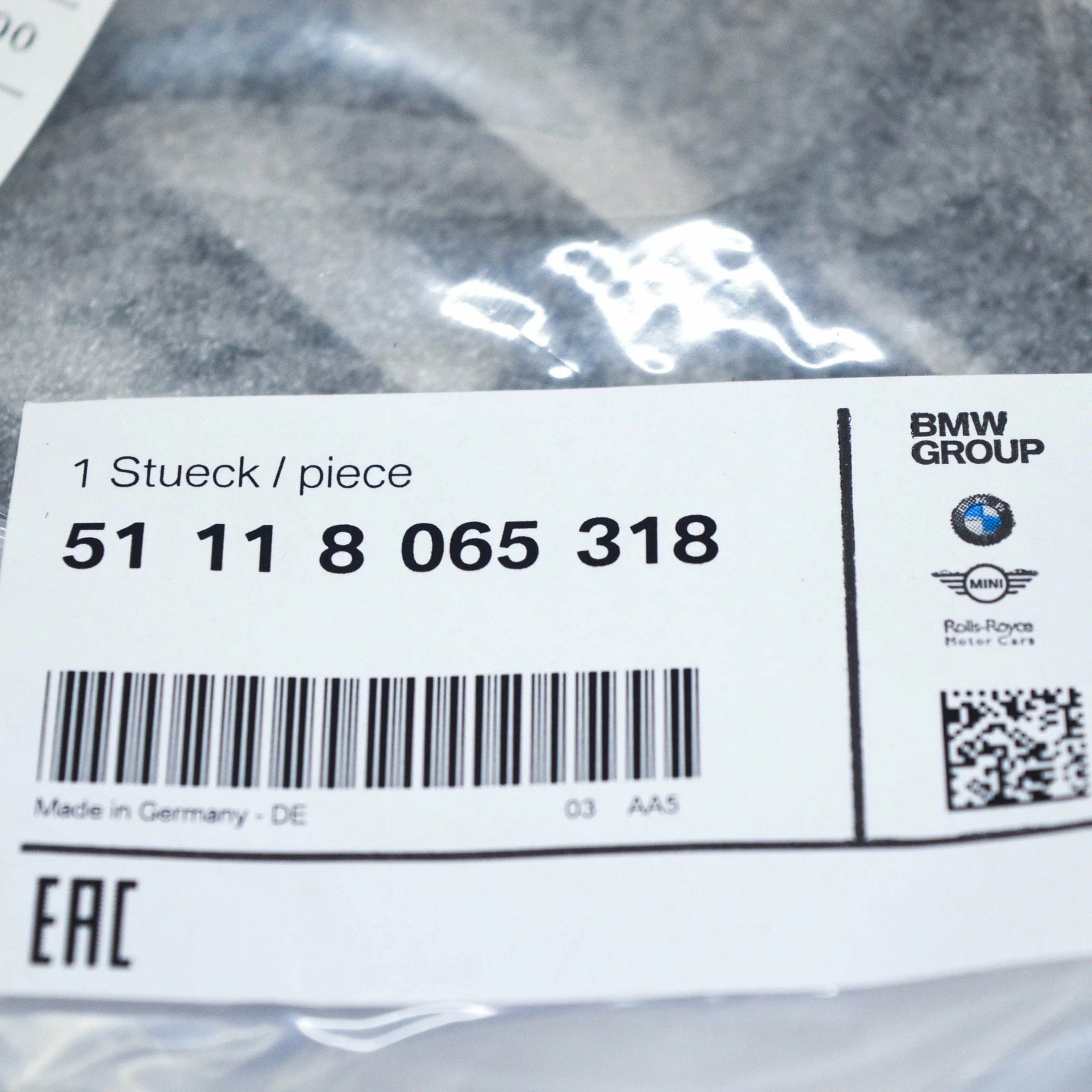 NEW BMW M5 F90 M FRONT BUMPER RIGHT OPEN AIR GRILLE 51118065318 ORIGINAL