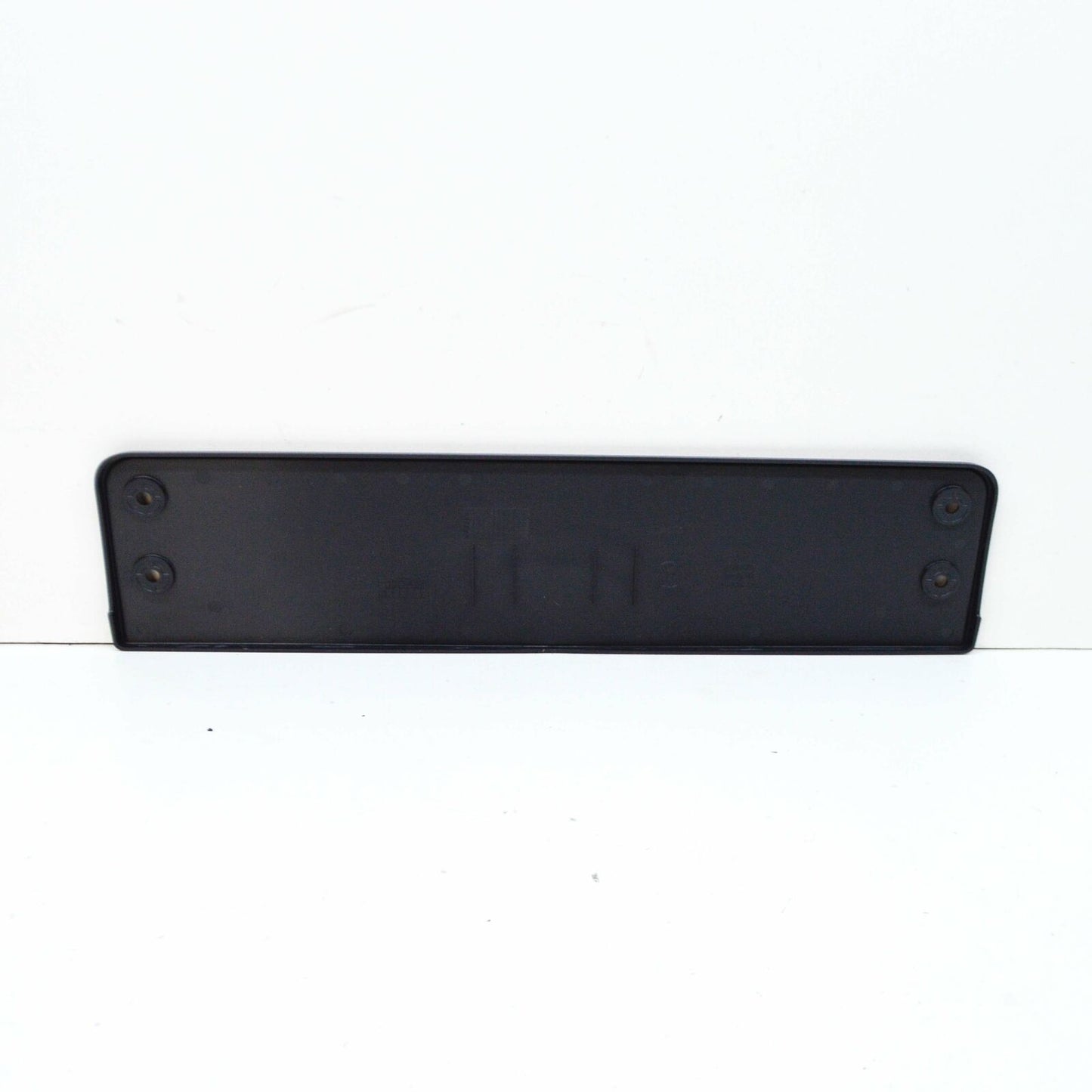 NEW VOLKSWAGEN PASSAT B8 FRONT BUMPER LICENSE PLATE HOLDER 3G08072879B9 ORIGINAL