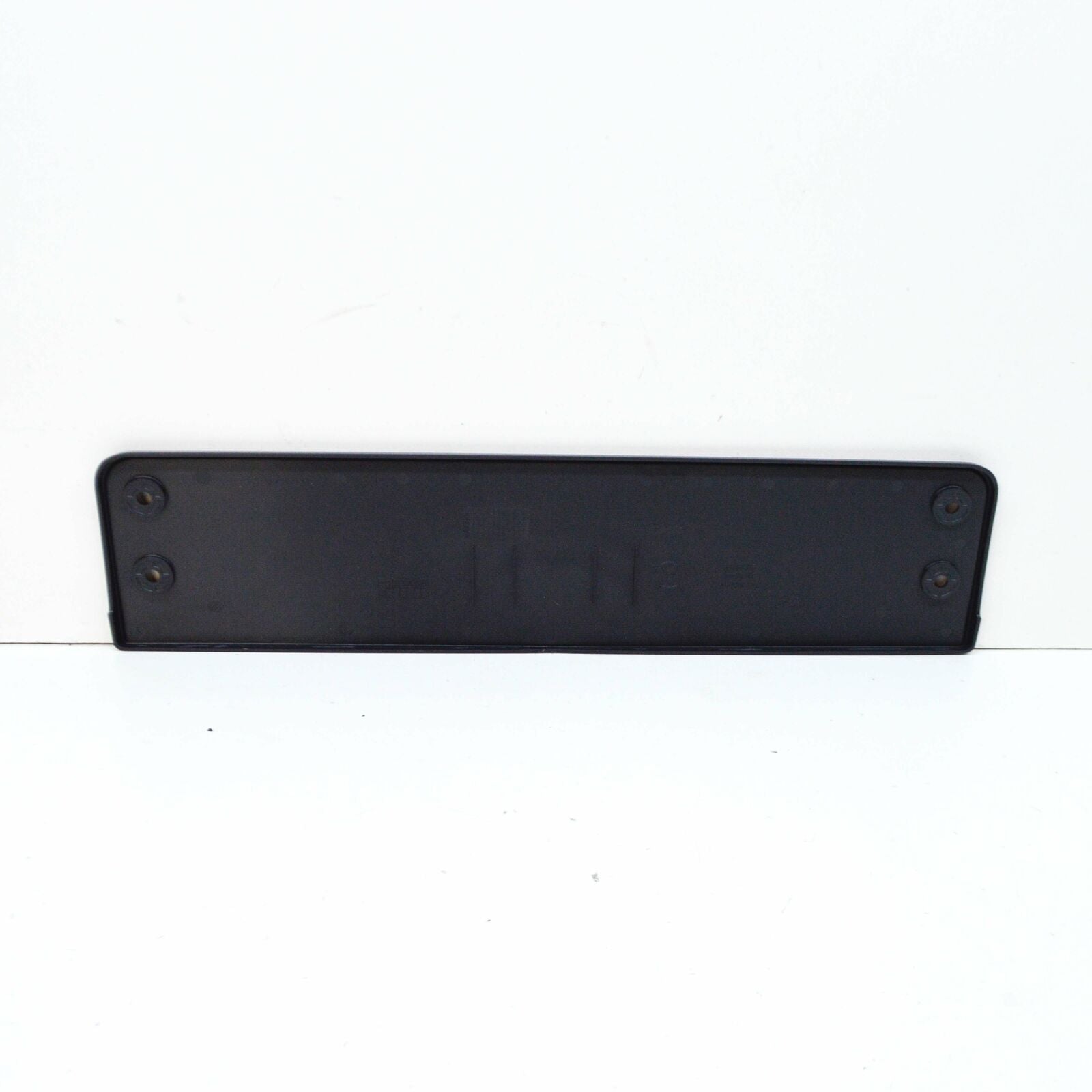 NEW VOLKSWAGEN PASSAT B8 FRONT BUMPER LICENSE PLATE HOLDER 3G08072879B9 ORIGINAL
