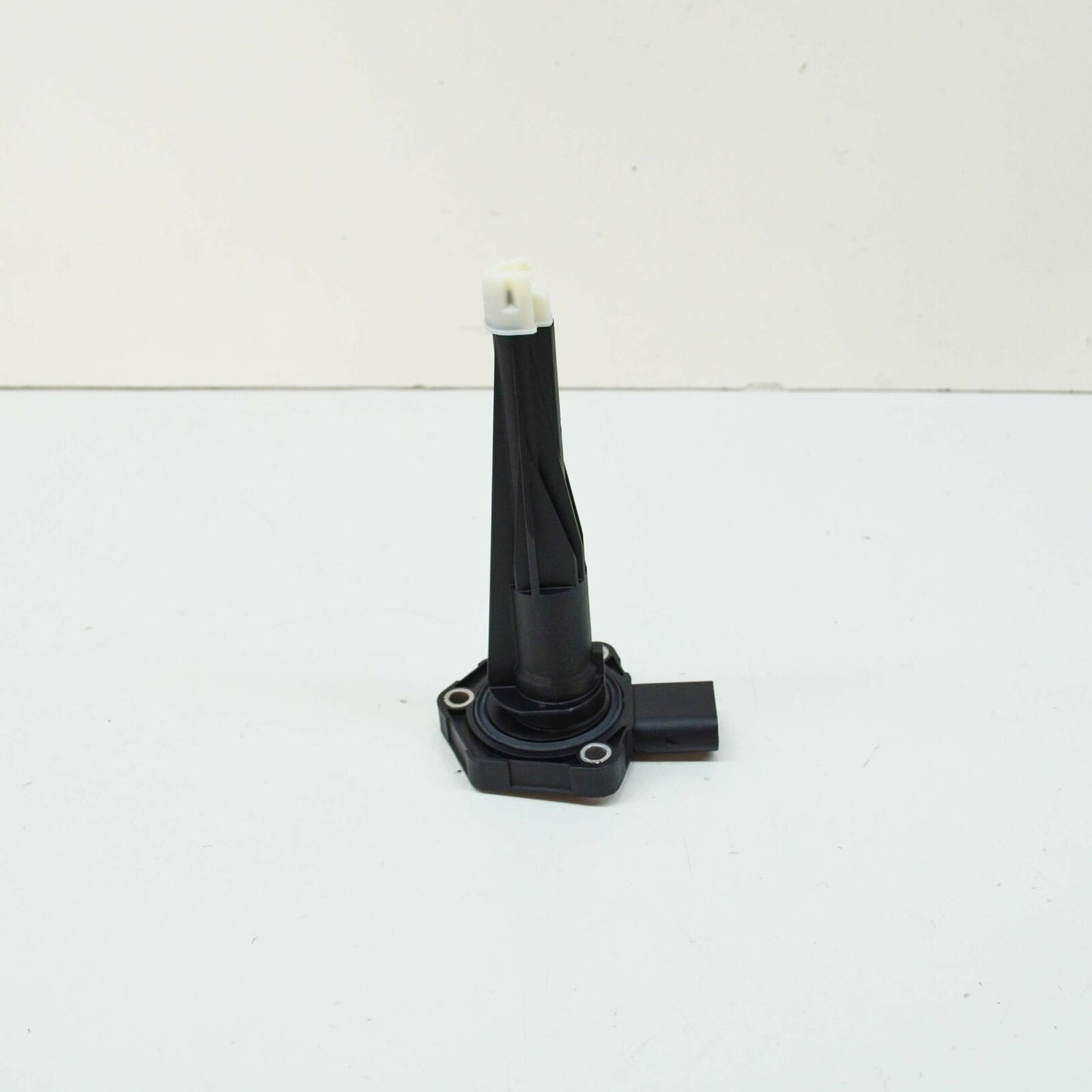 NEW MERCEDES-BENZ E W213 OIL LEVEL SENSOR A0919057201 ORIGINAL