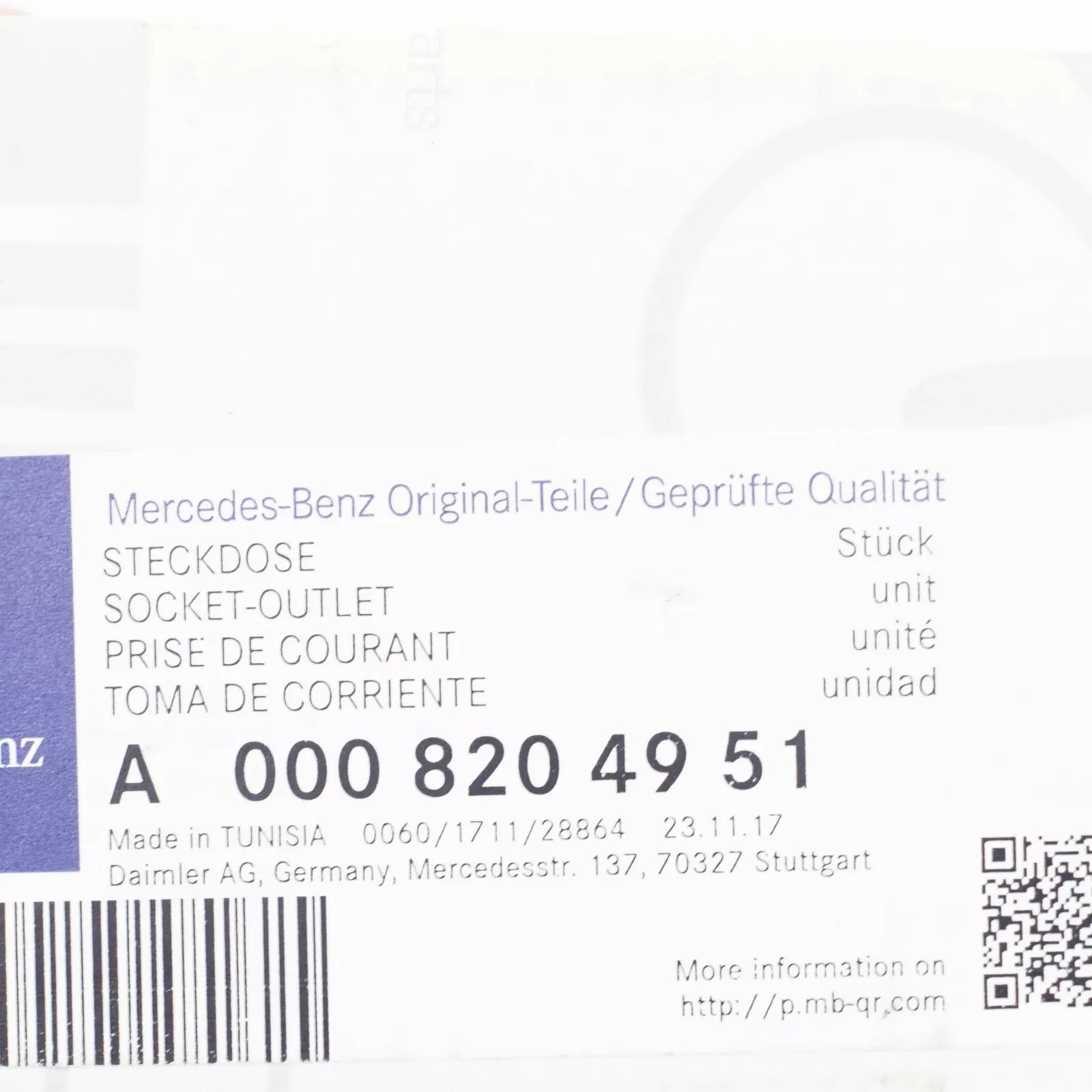 NEW MB C W204 12 VOLT ACCESSORY POWER OUTLET SOCKET A0008204951